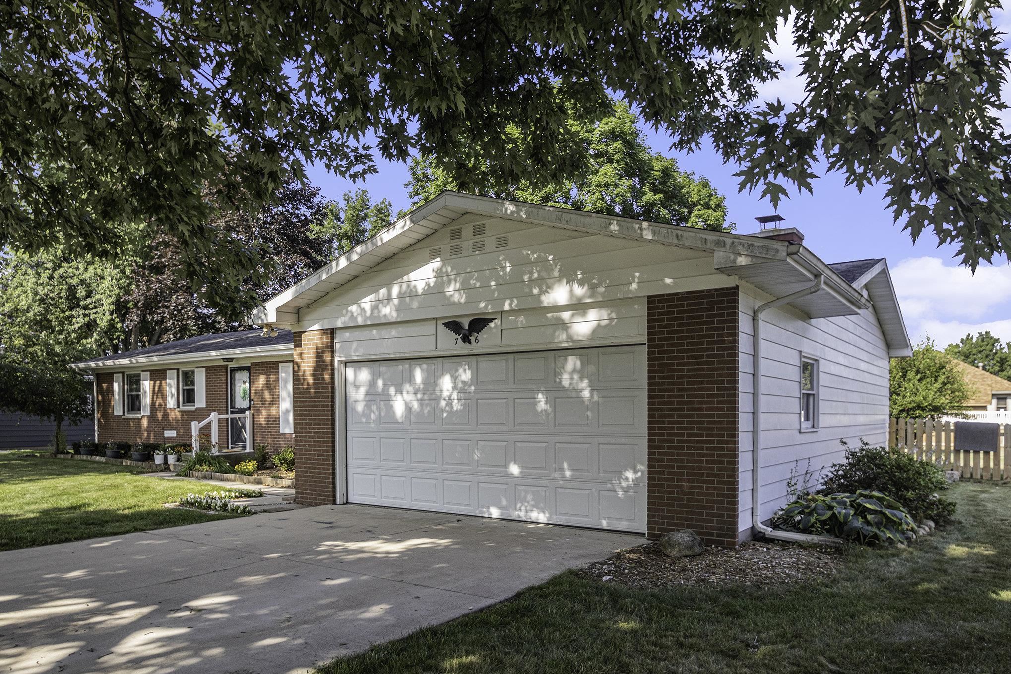 76 Greenway