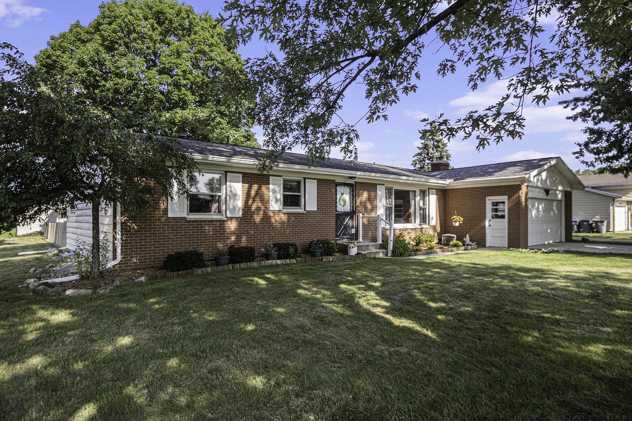 76 Greenway