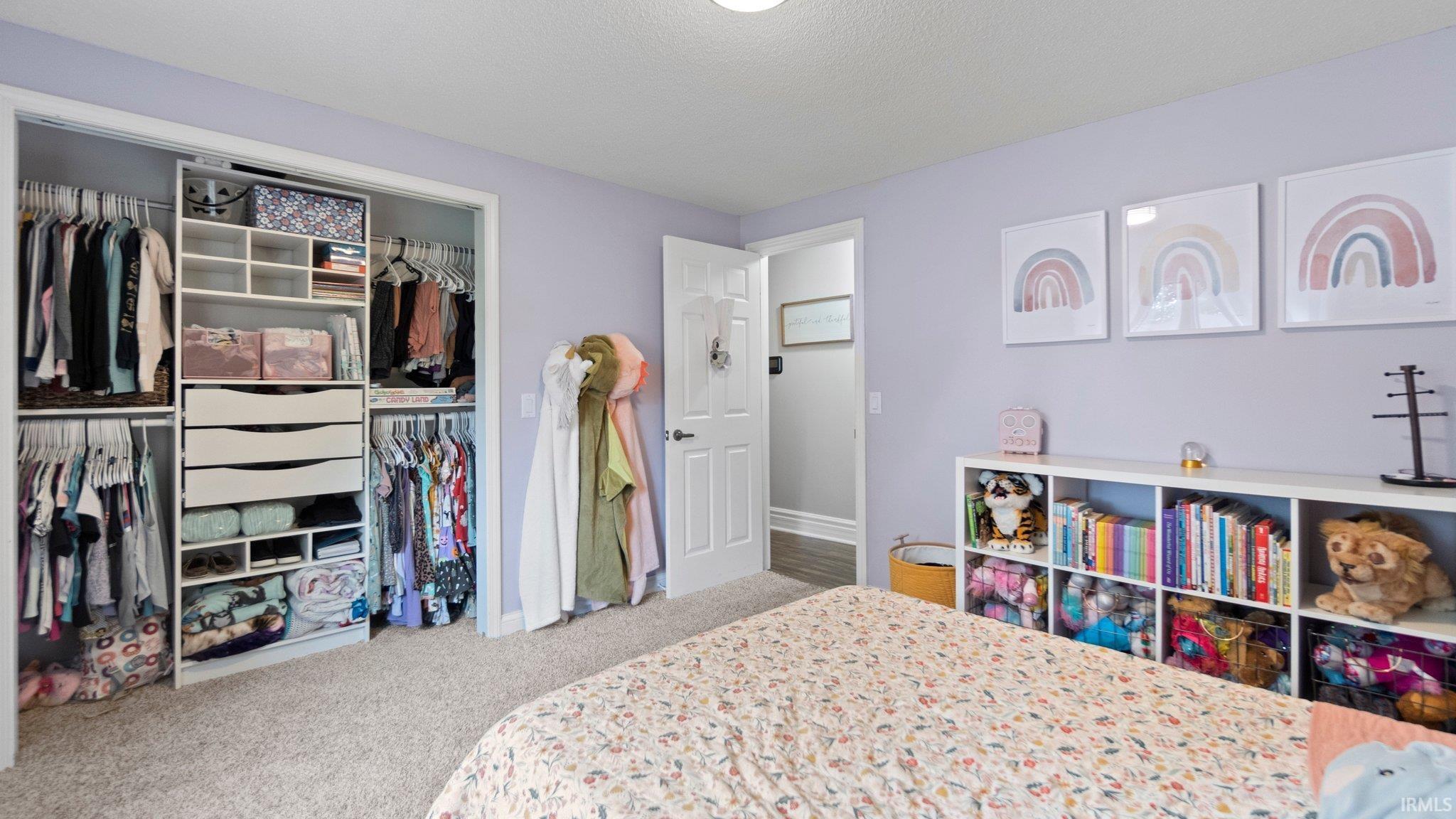 6505 Dumont