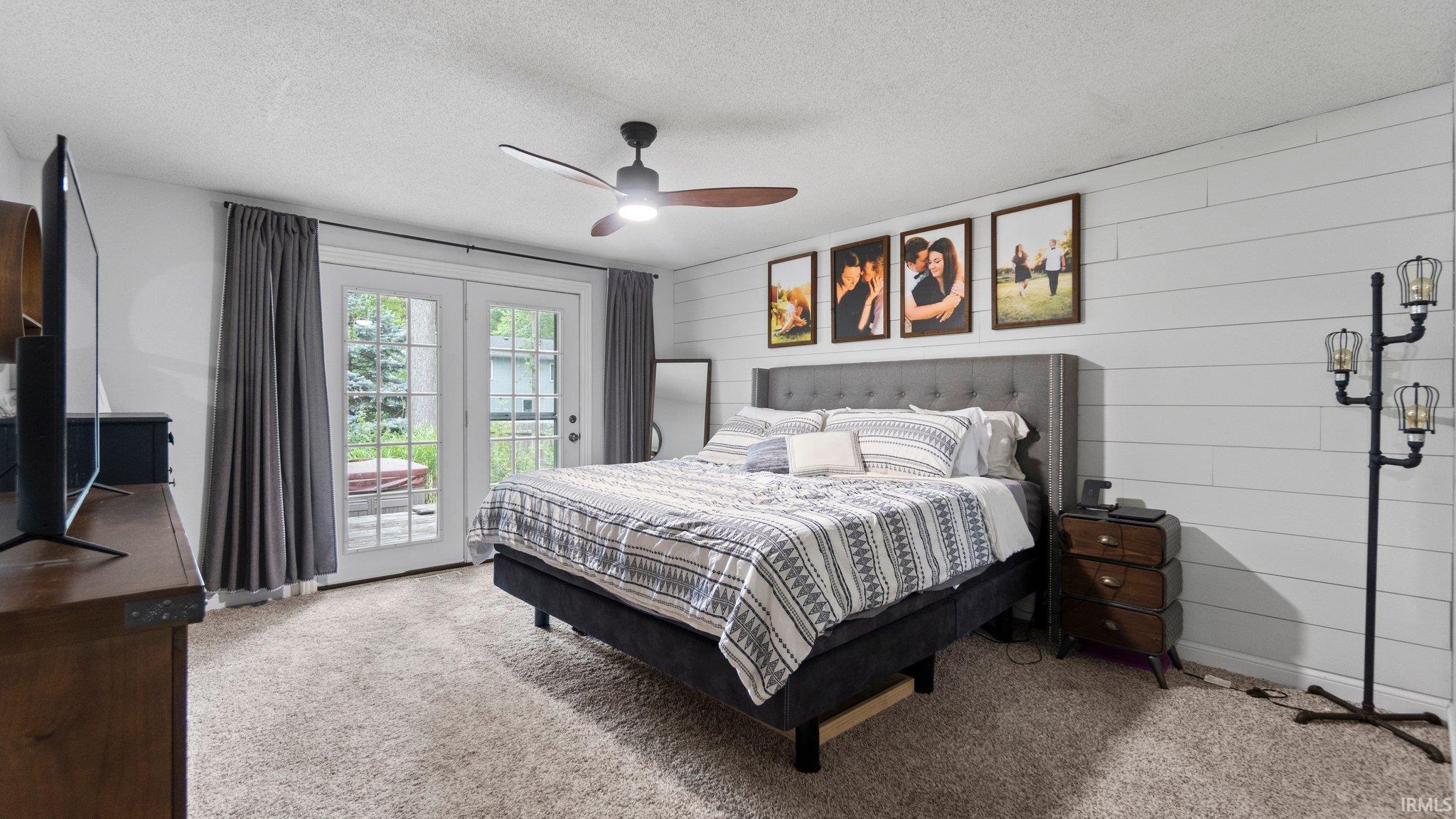 6505 Dumont