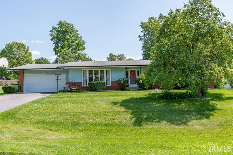 19310 Strawberry Hill