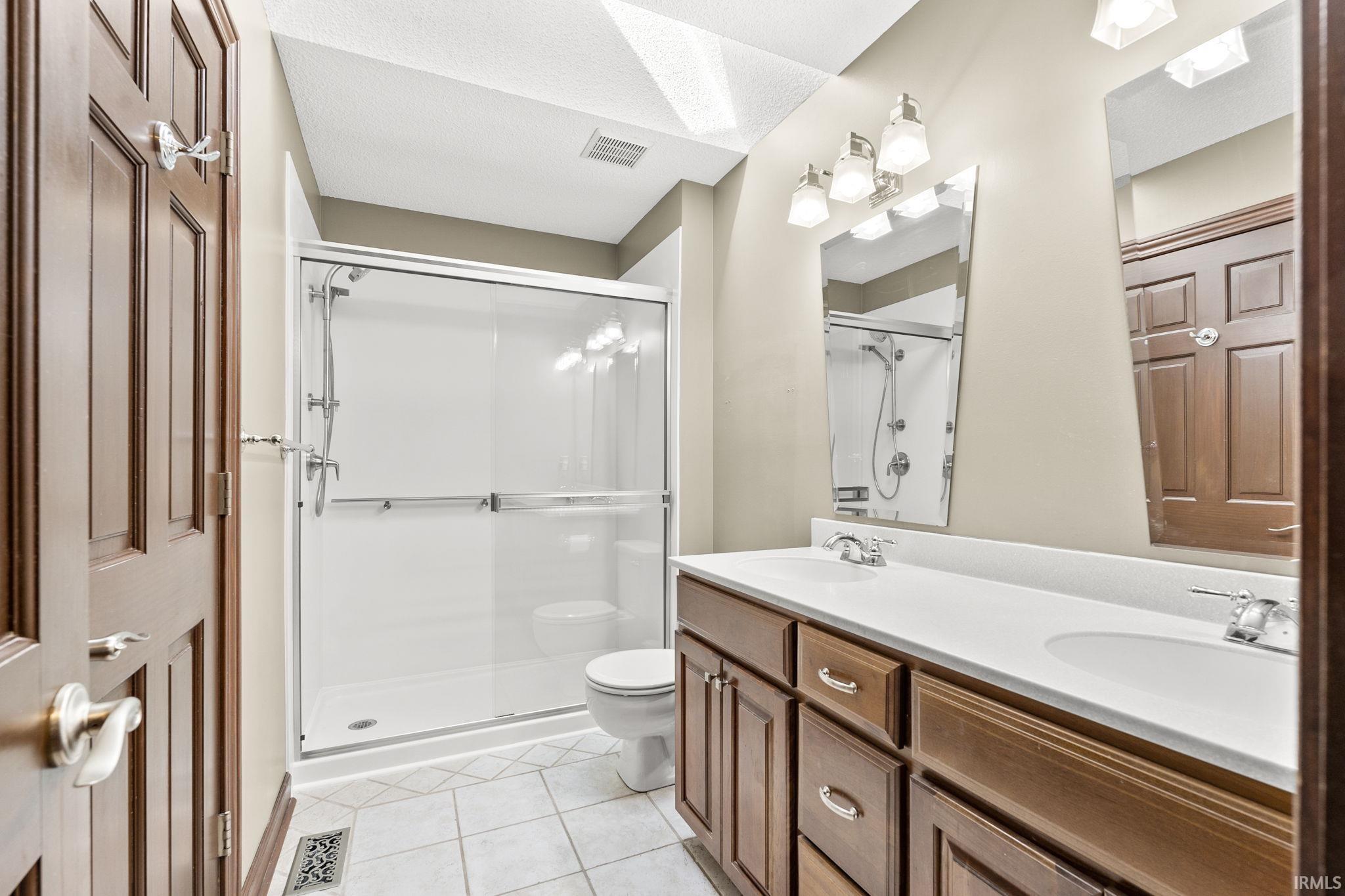 4227 Crofton