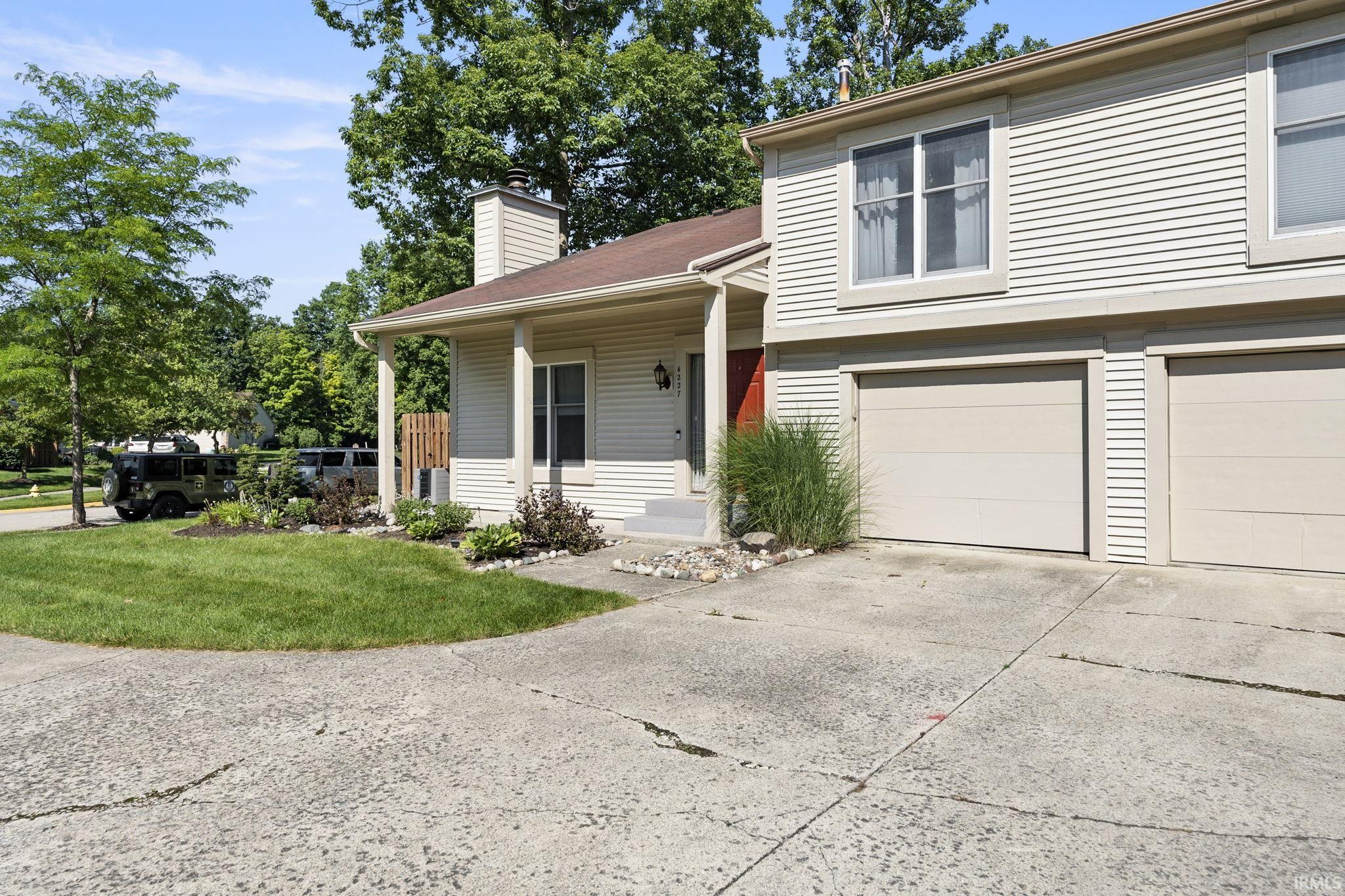 4227 Crofton