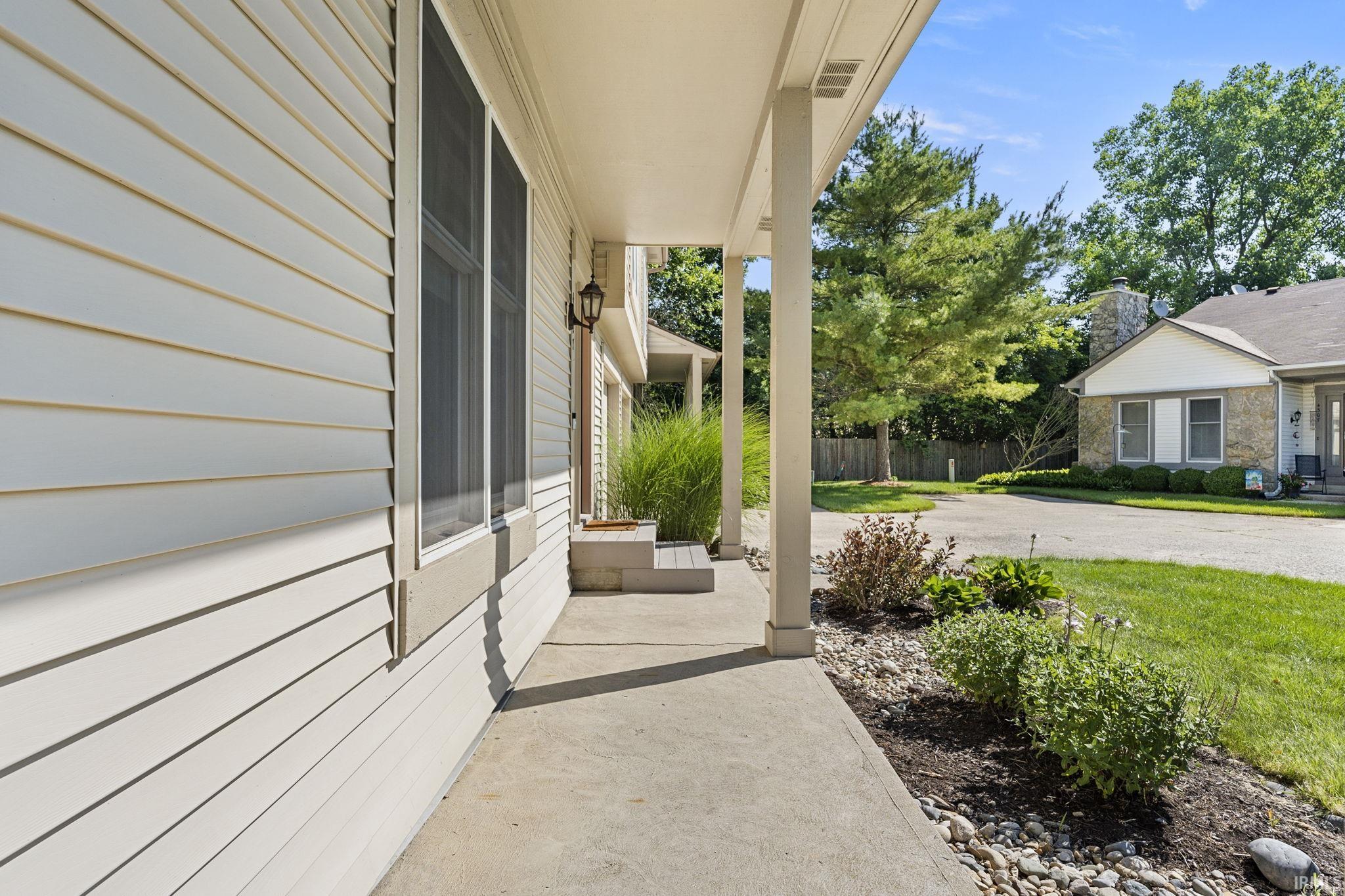 4227 Crofton