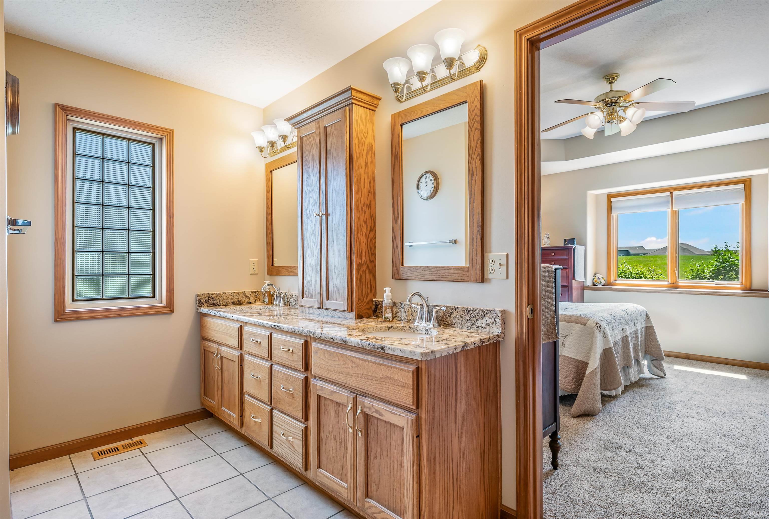 8909 Kasselton