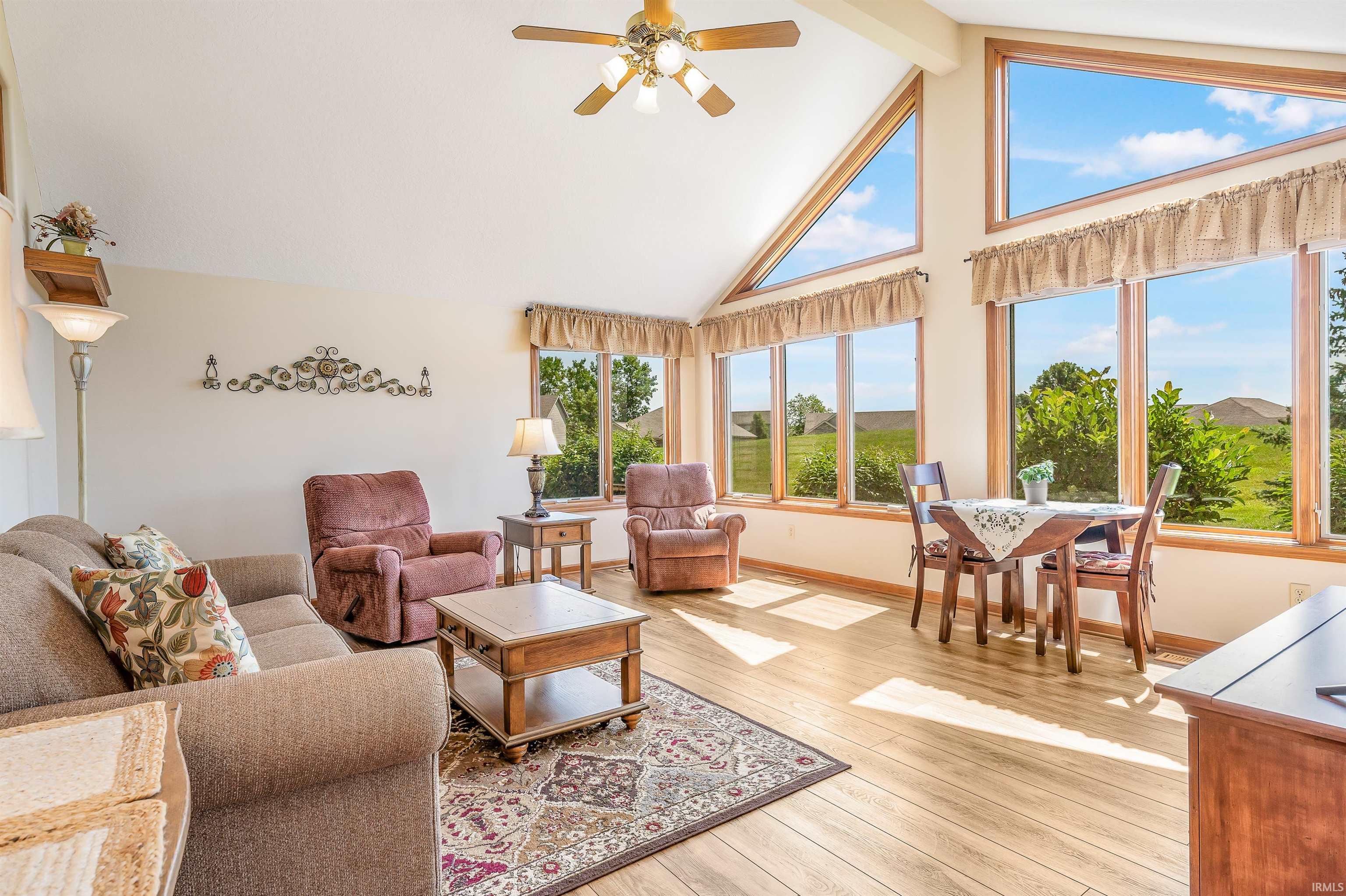 8909 Kasselton