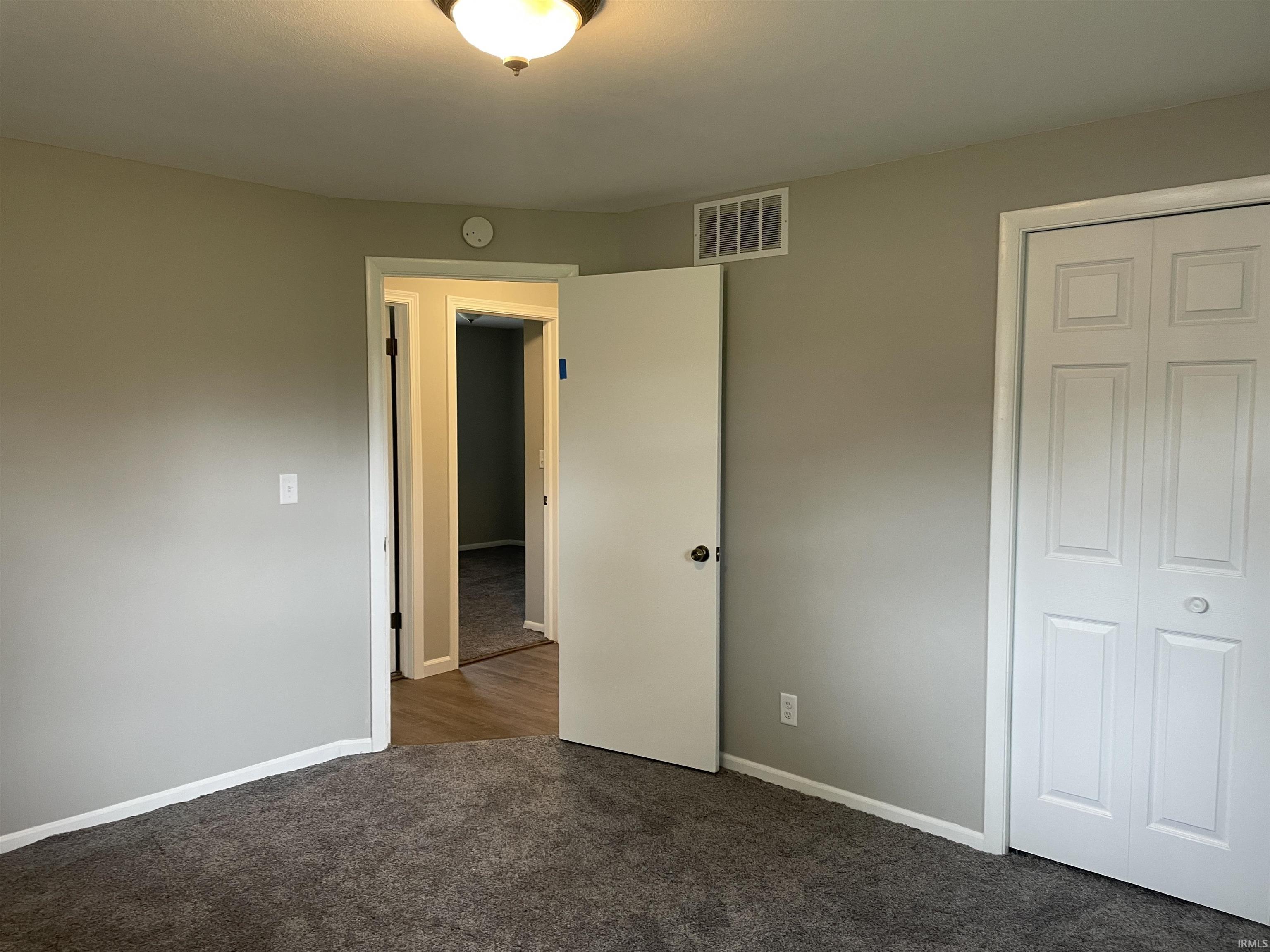 5118 Ashland