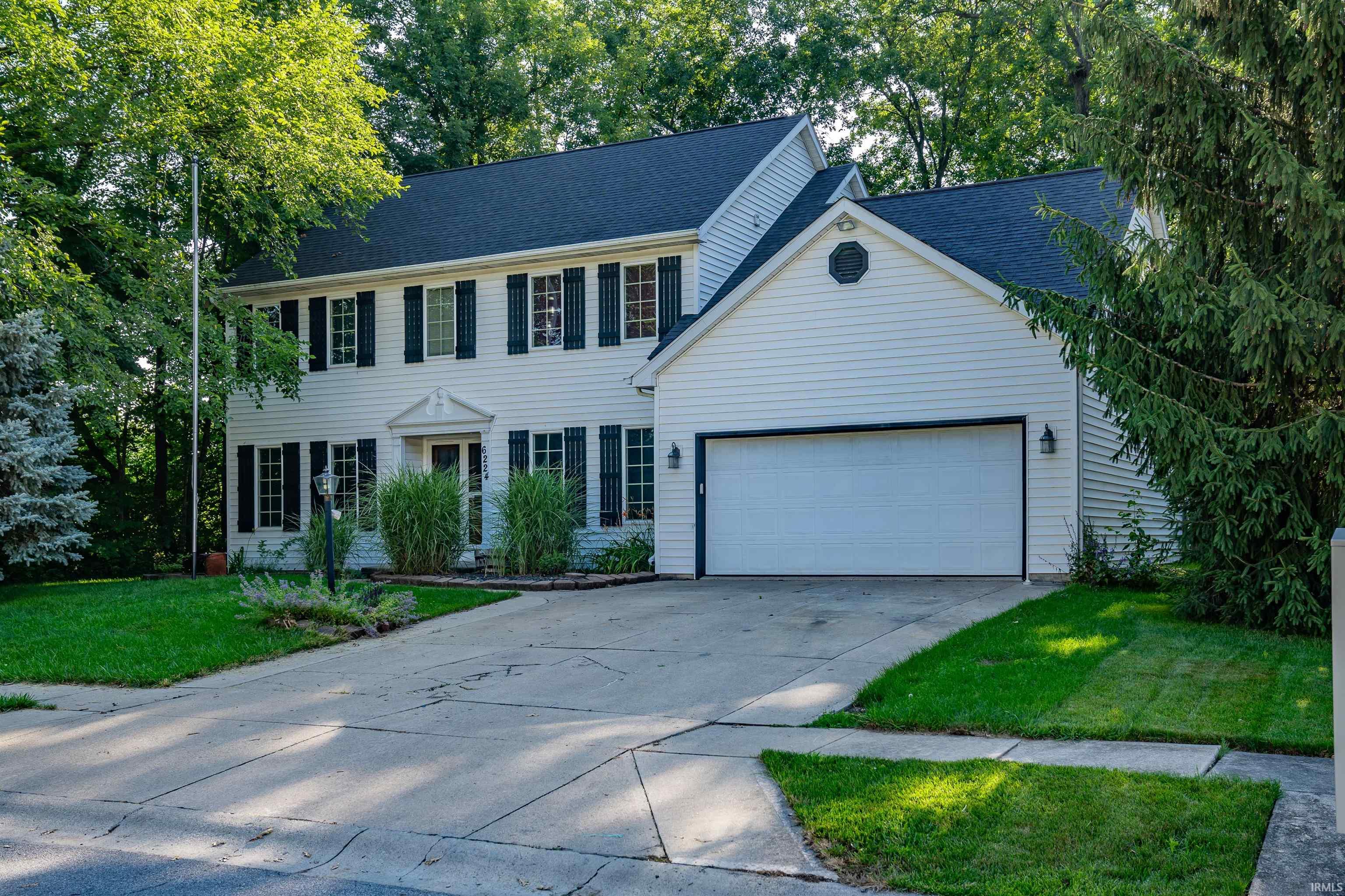 6224 Hunter Wood