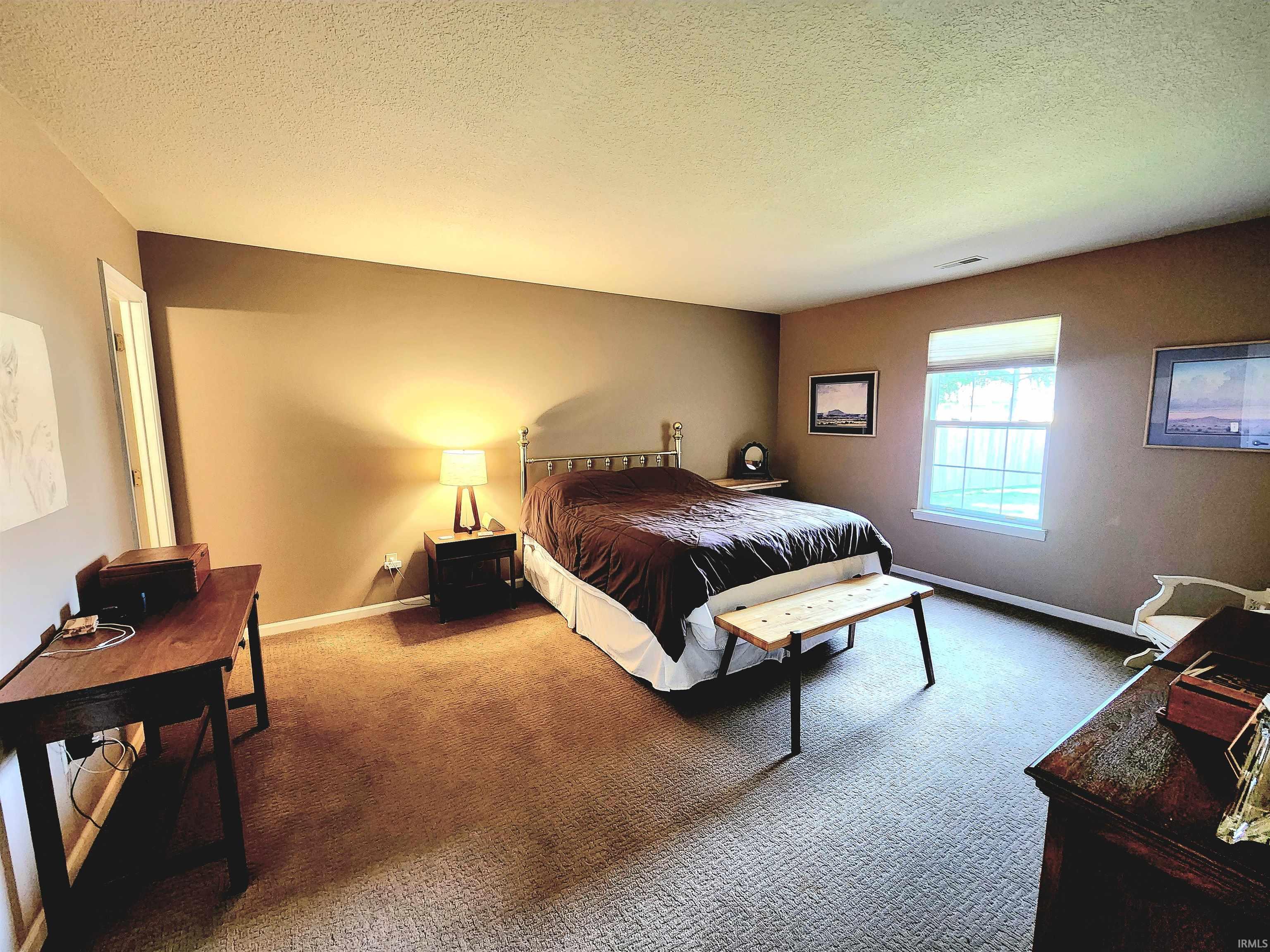 8233 Beacon Ridge