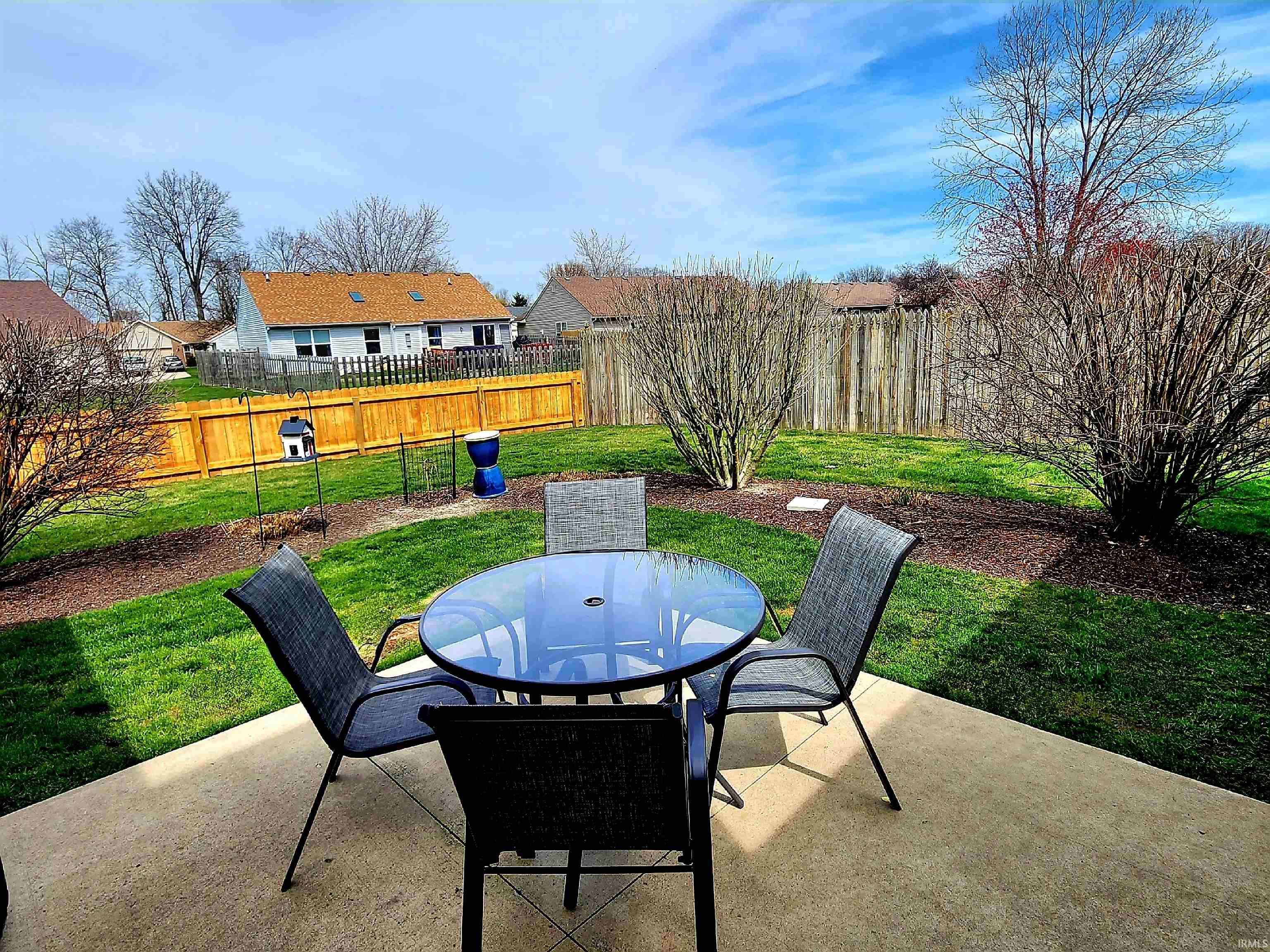8233 Beacon Ridge