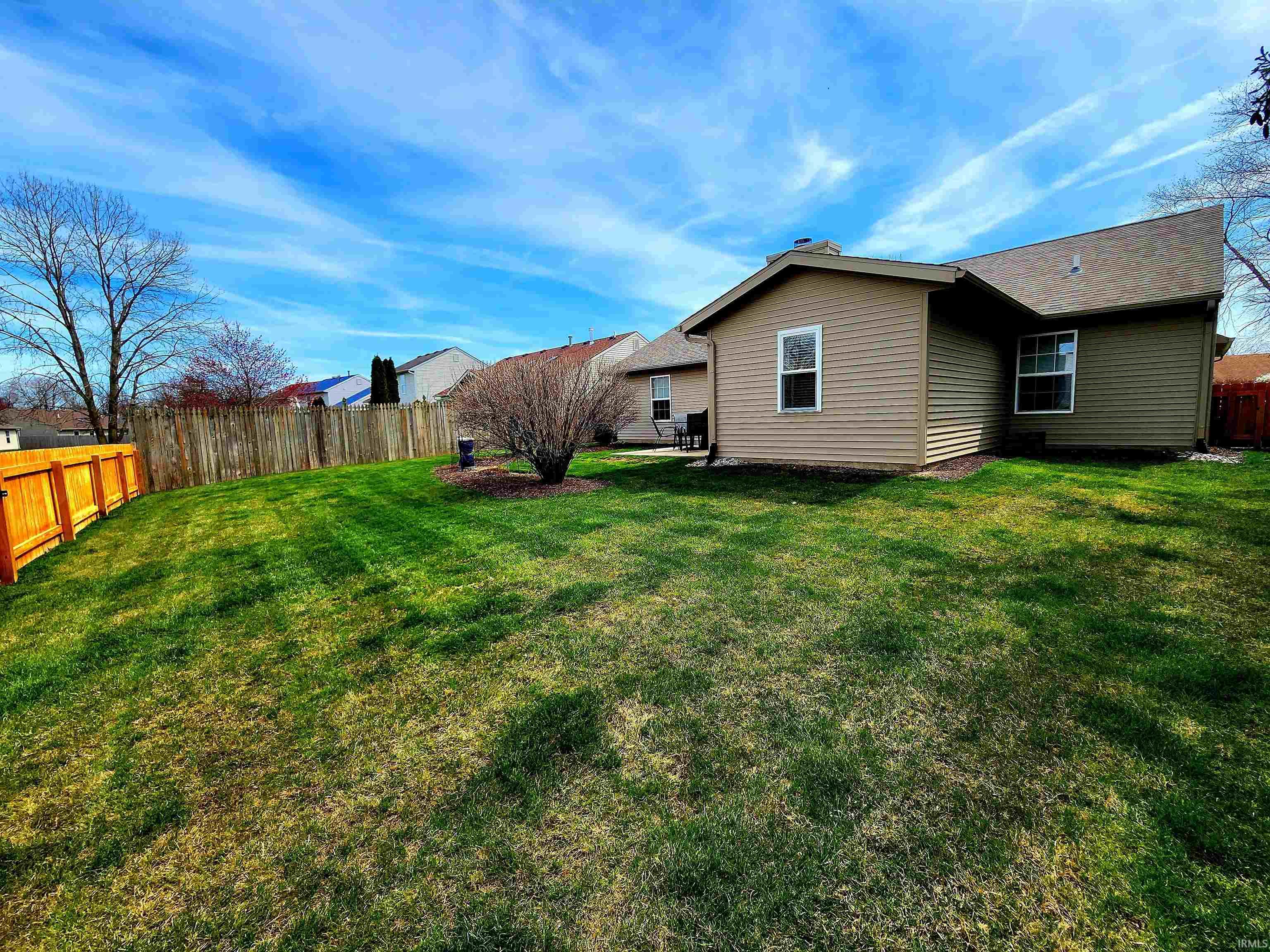 8233 Beacon Ridge