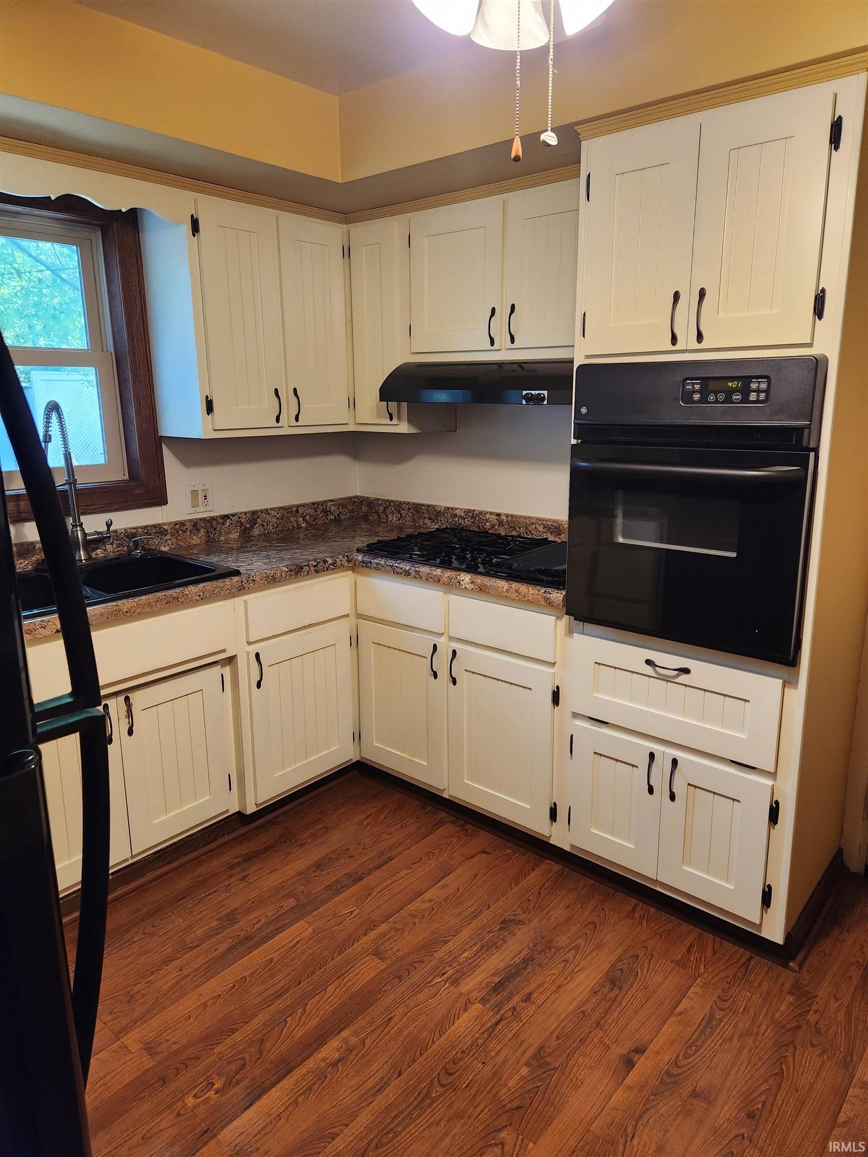 1524 Vance