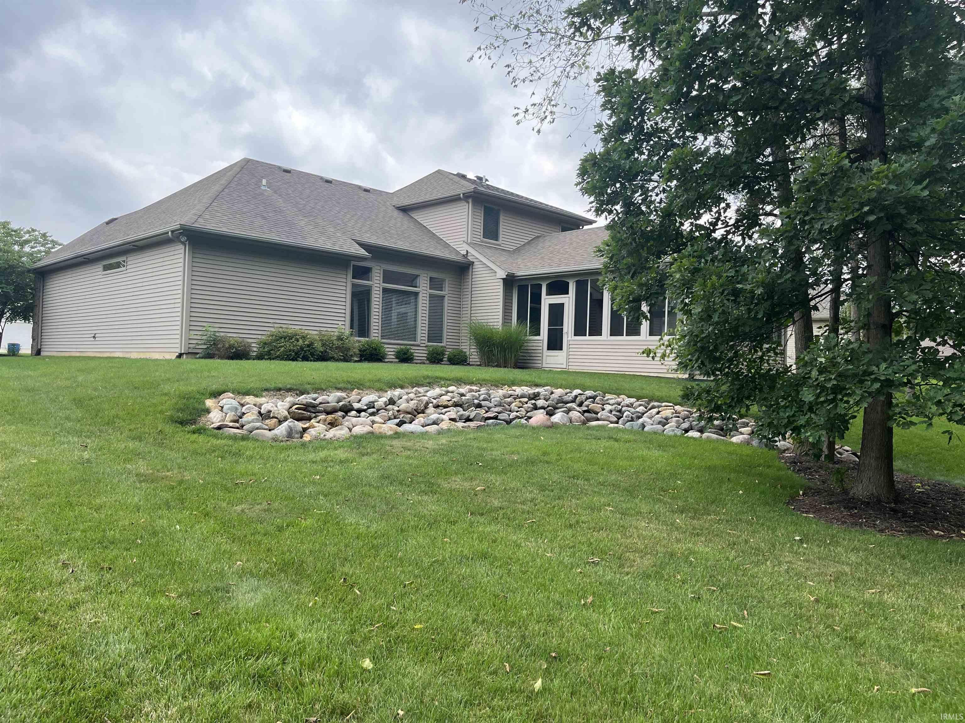 4919 Tall Cedar
