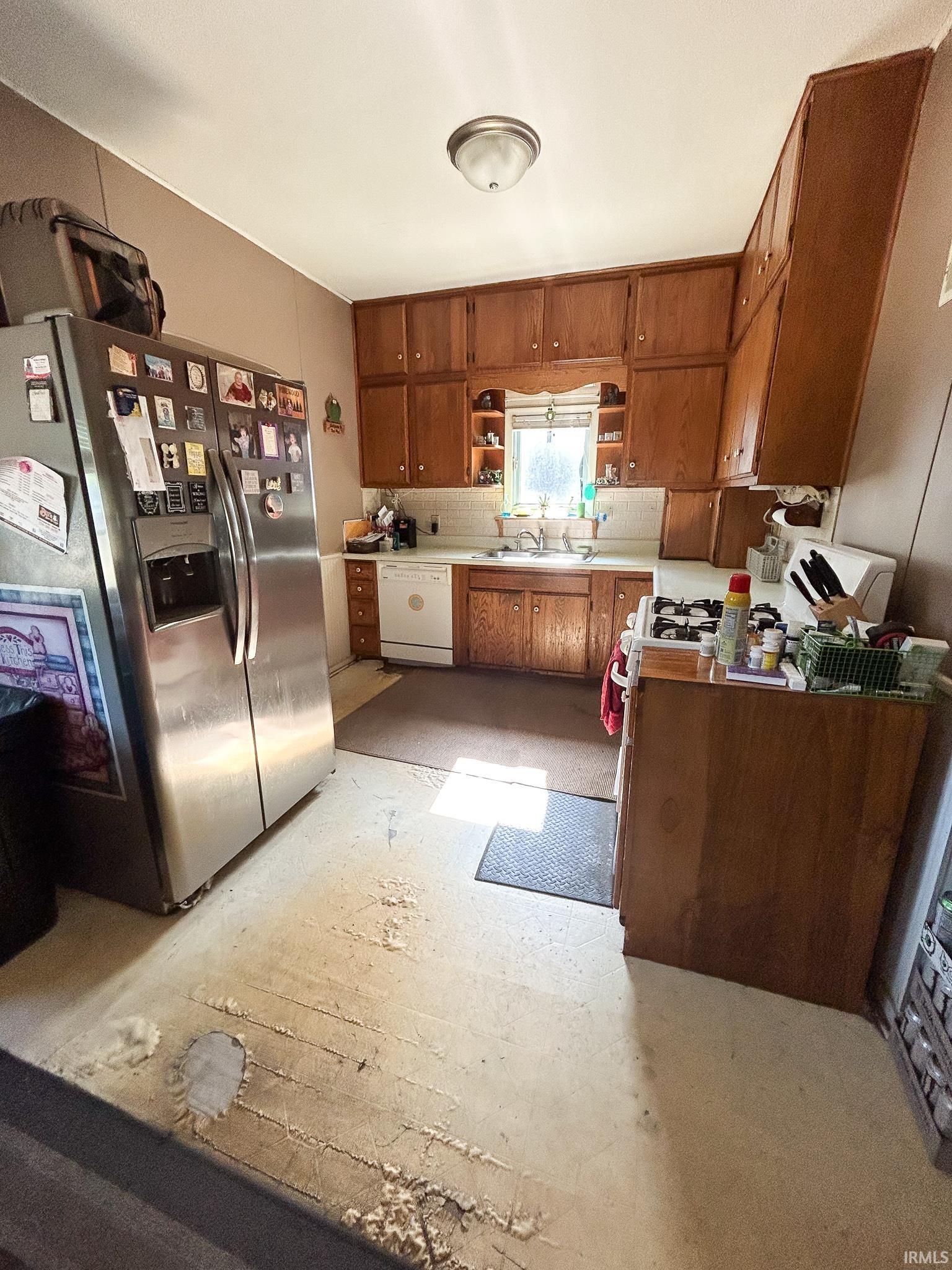 3229 Pleasant Plain