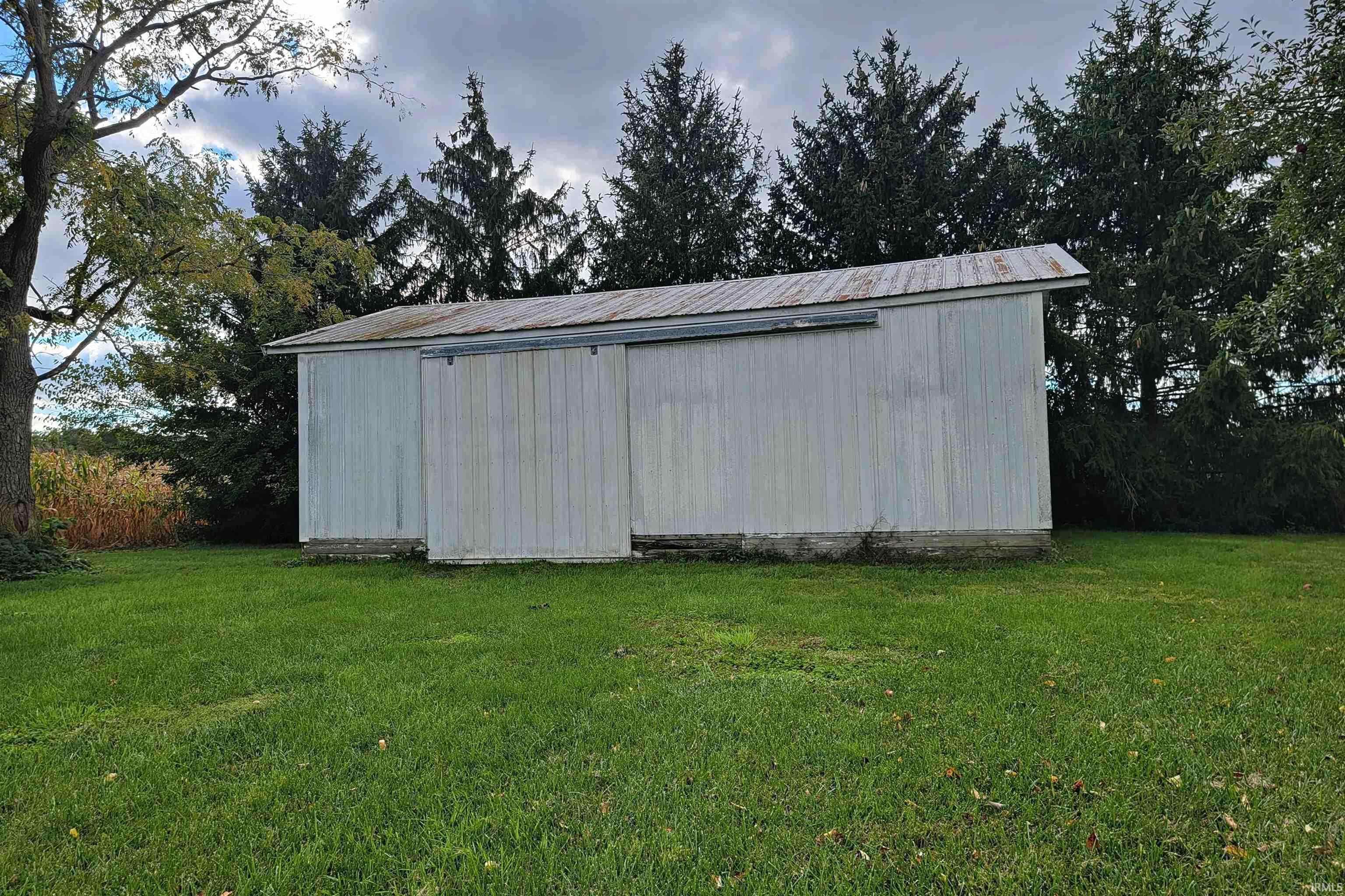6011 Dupont