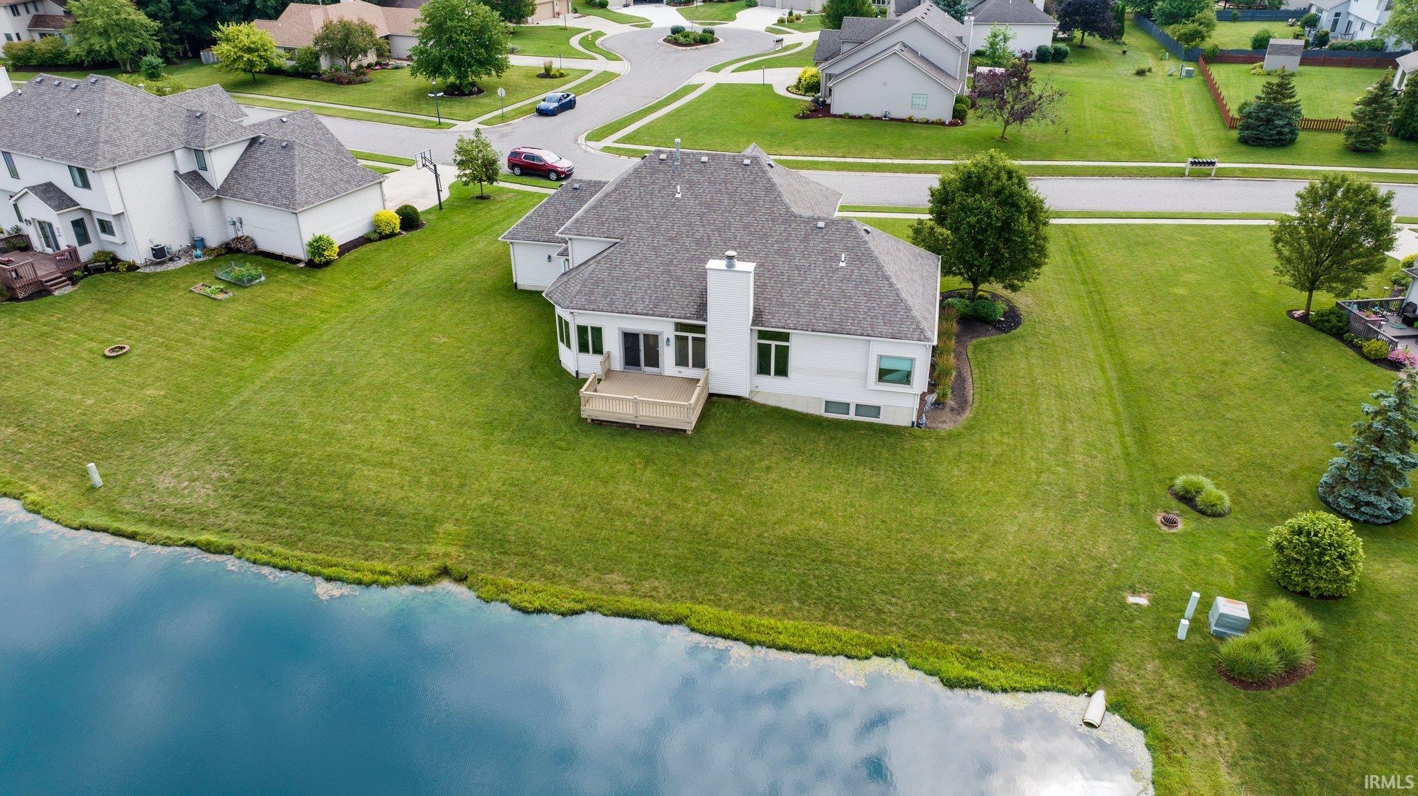 13221 Lake Hill