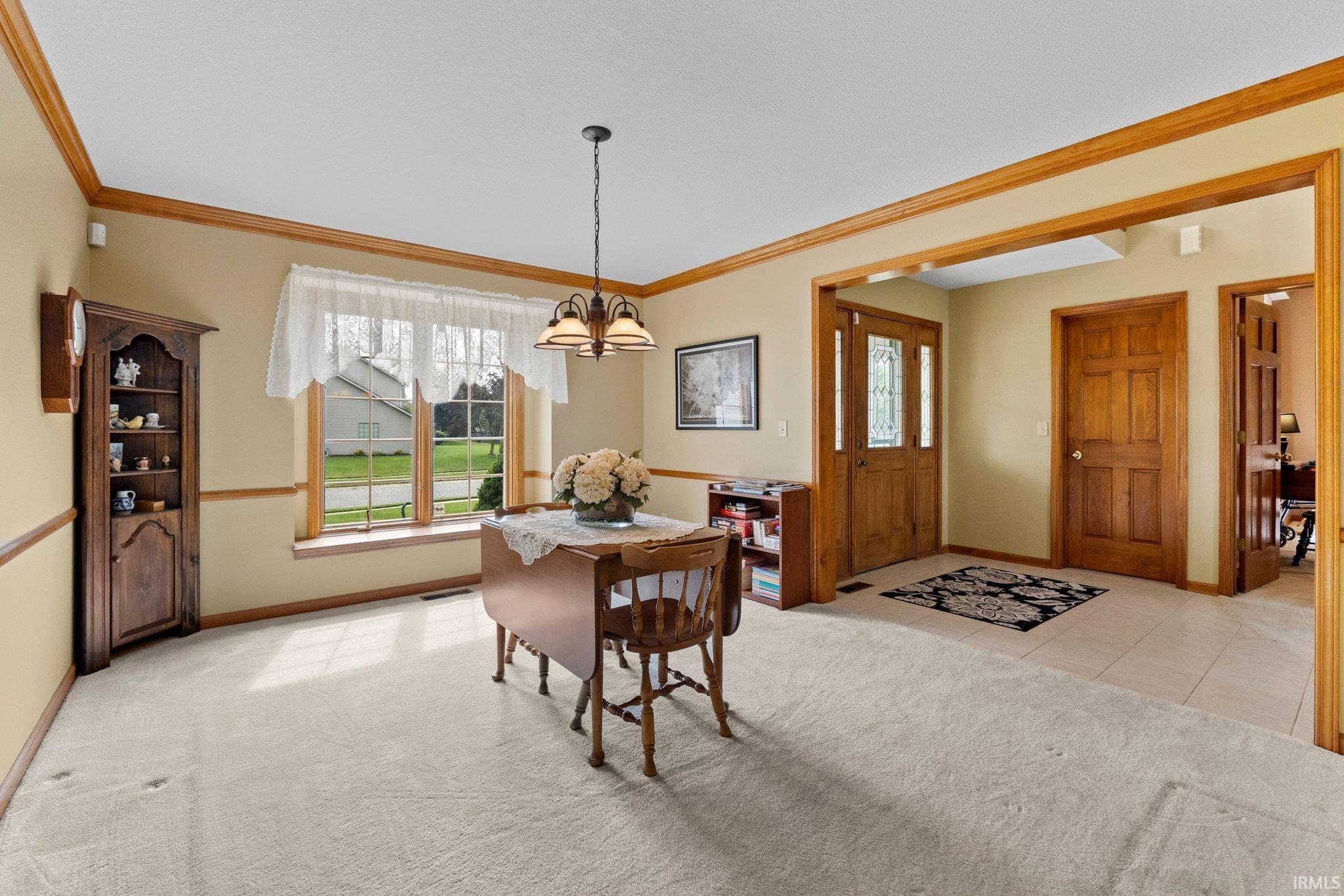13221 Lake Hill