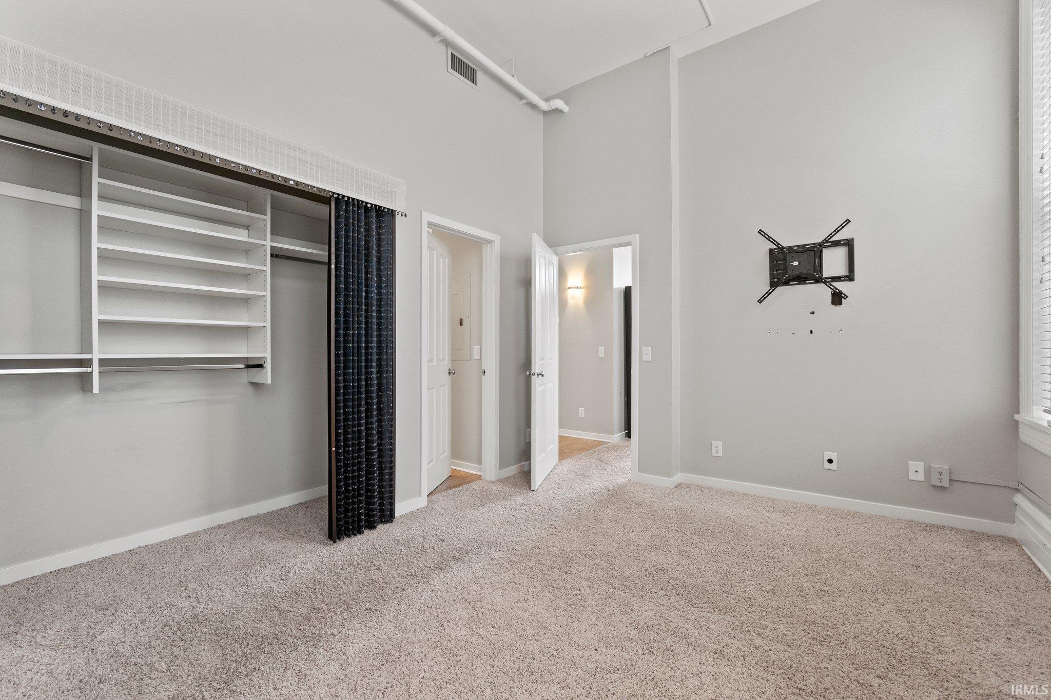 112 Washington, Apt 223