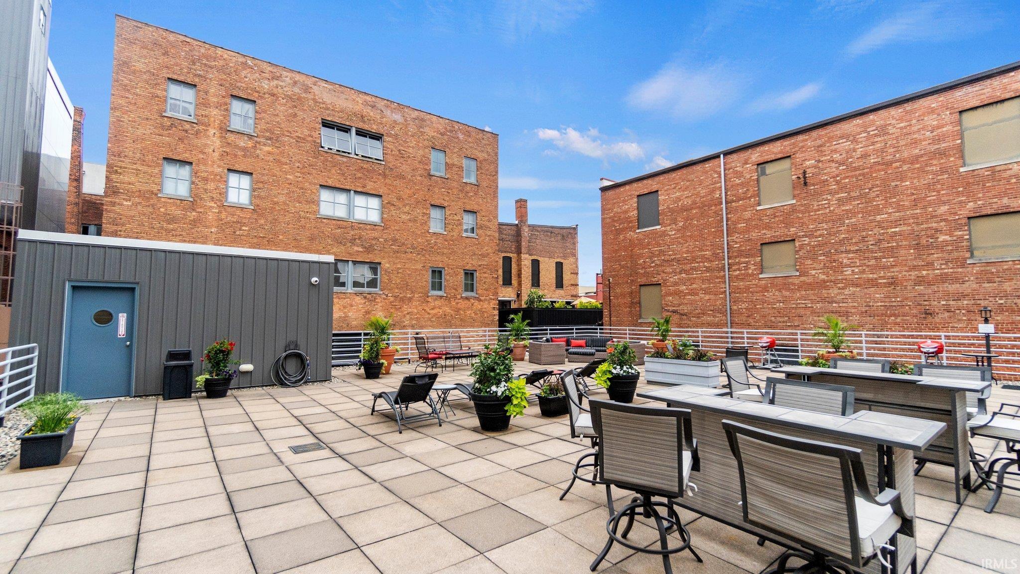 112 Washington, Apt 223