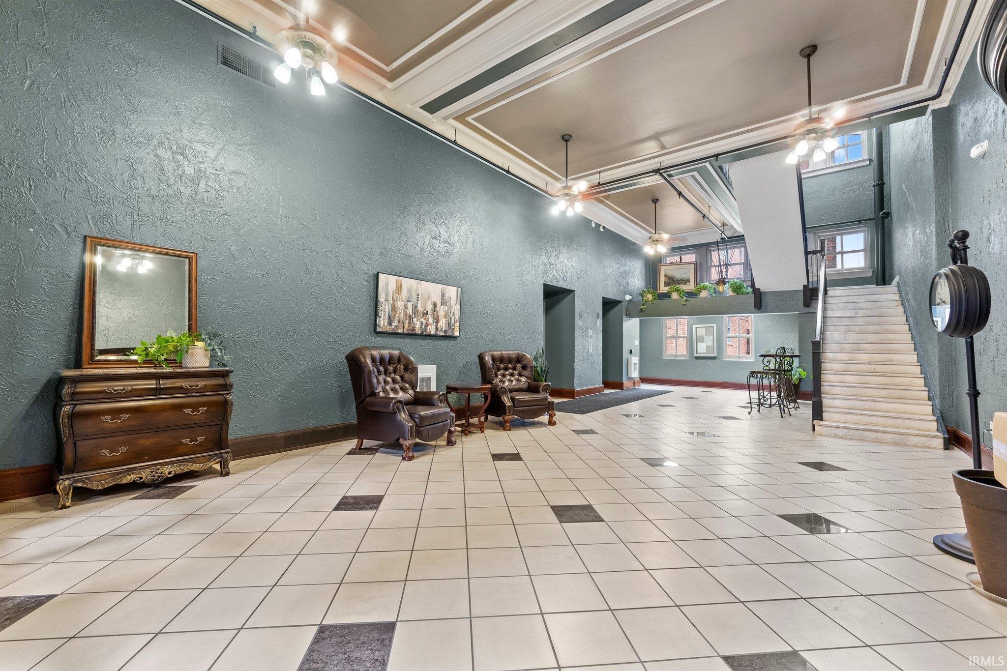 112 Washington, Apt 223