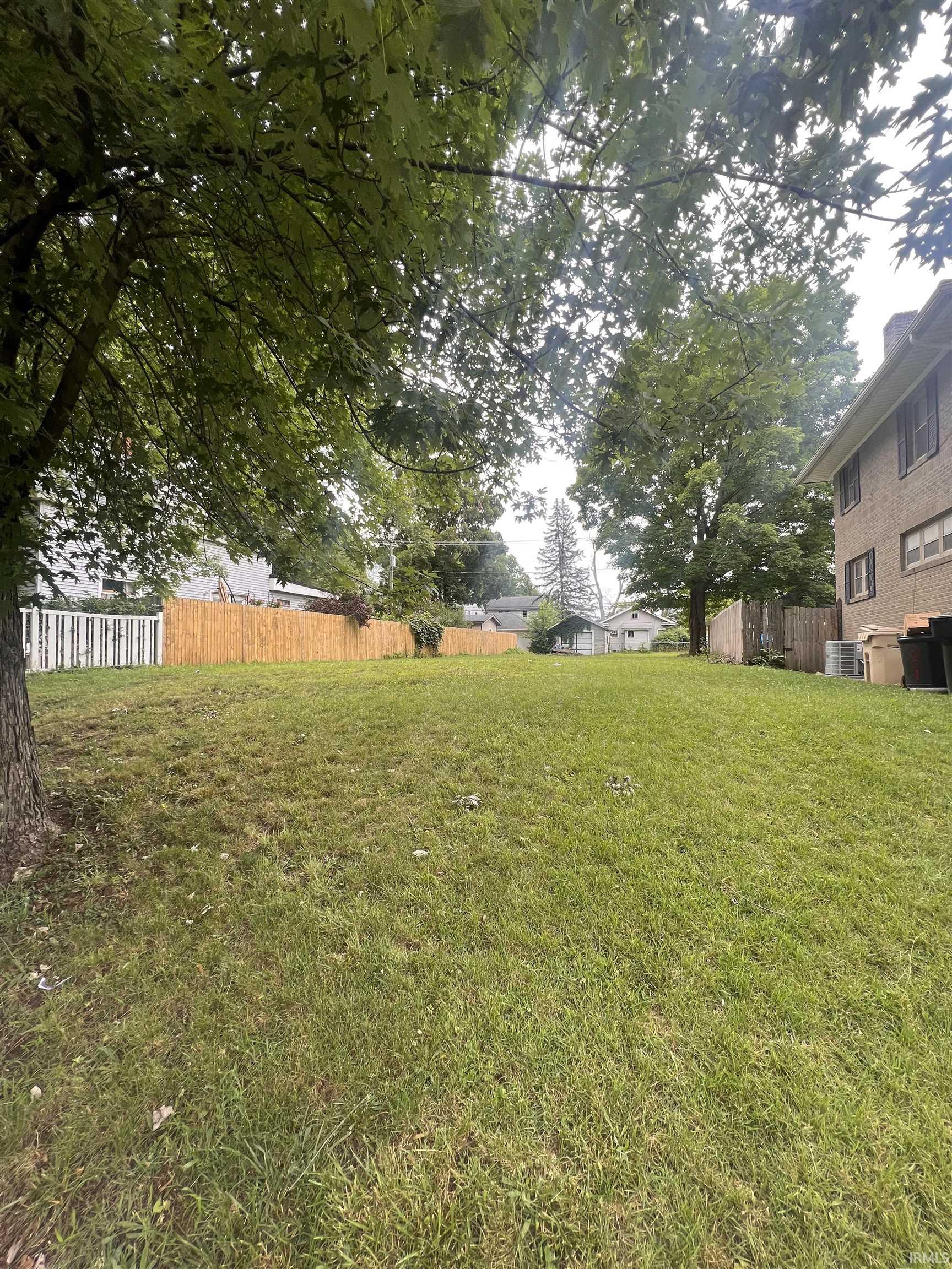 1026 Clover