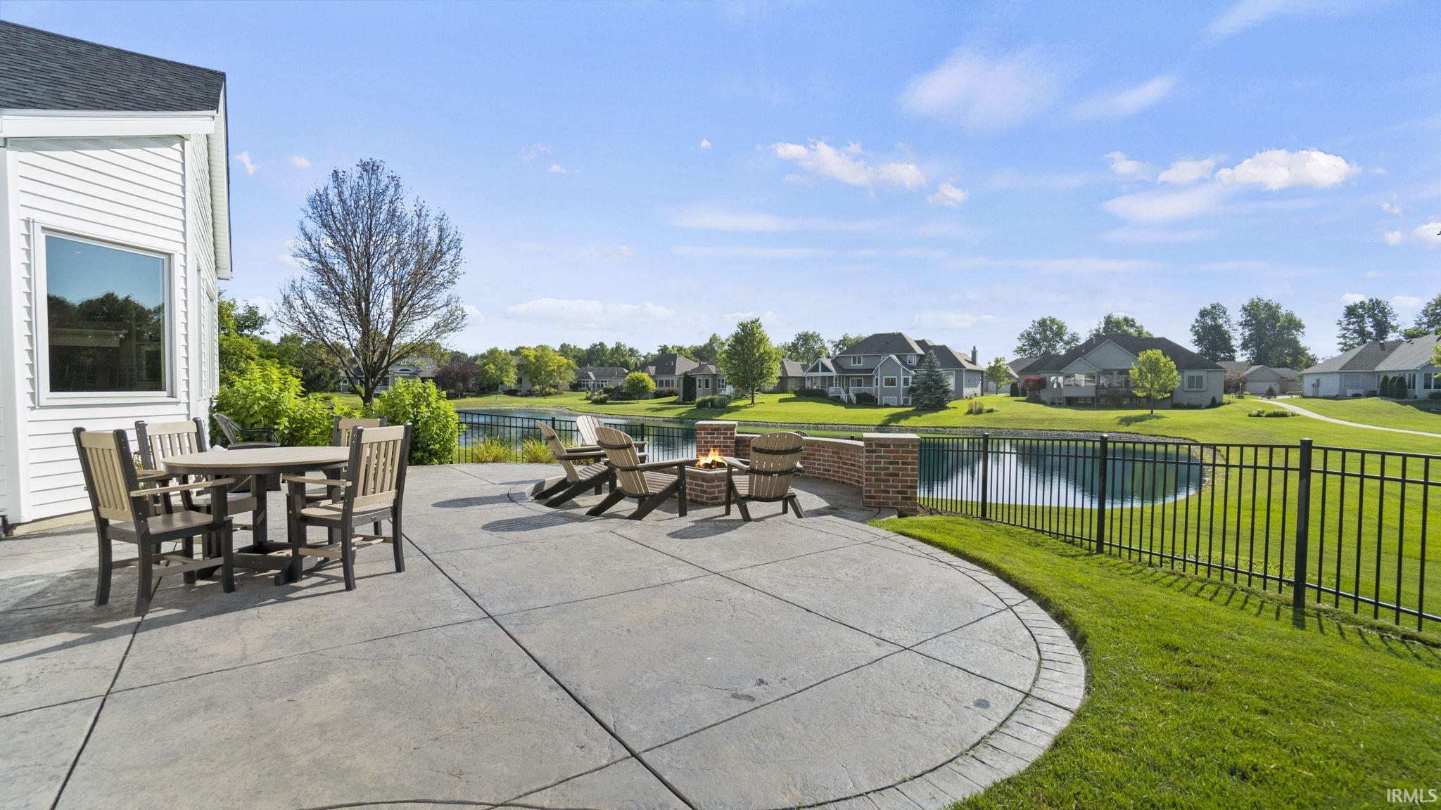 6802 Bright Oaks