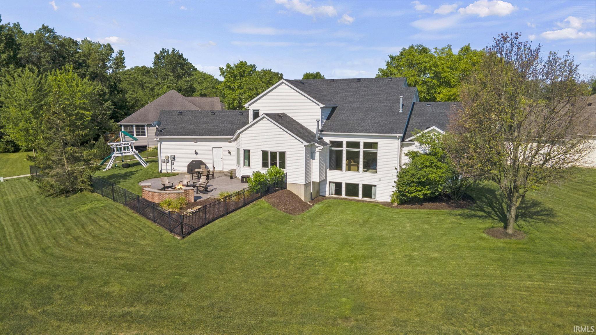 6802 Bright Oaks