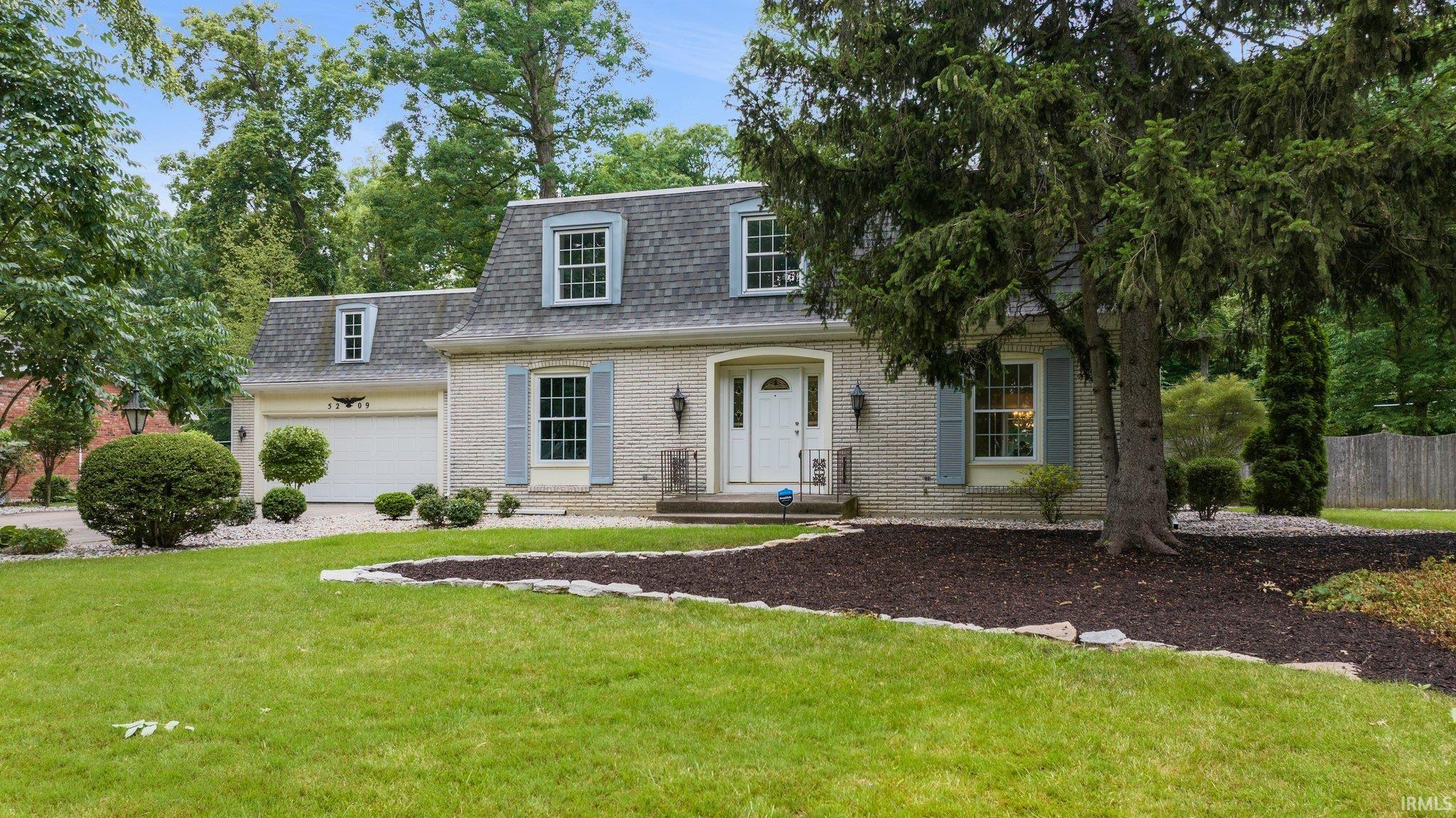 5209 Forest Grove