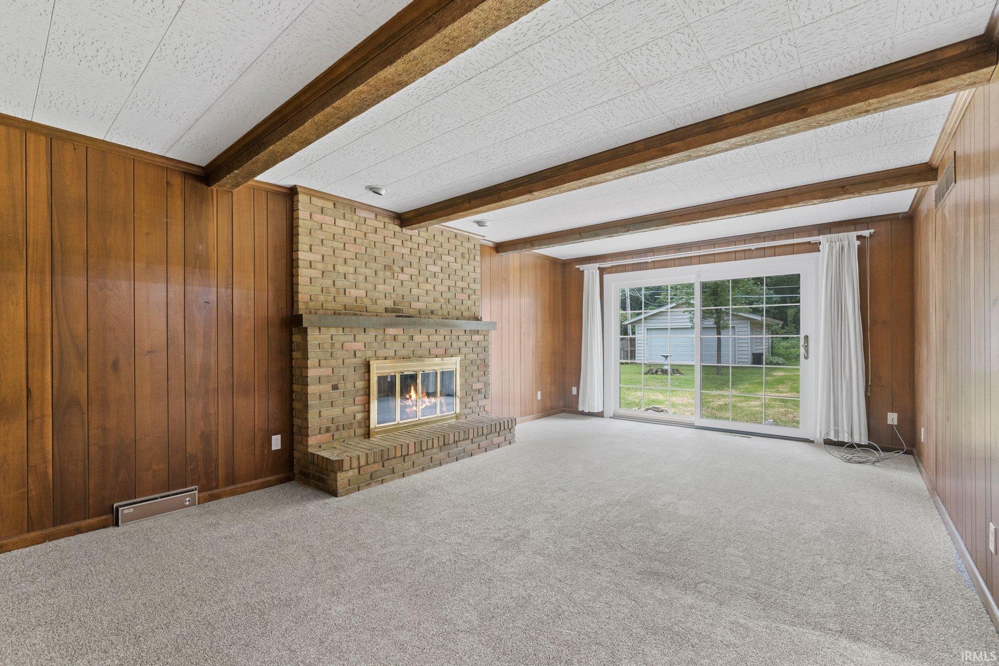 5209 Forest Grove