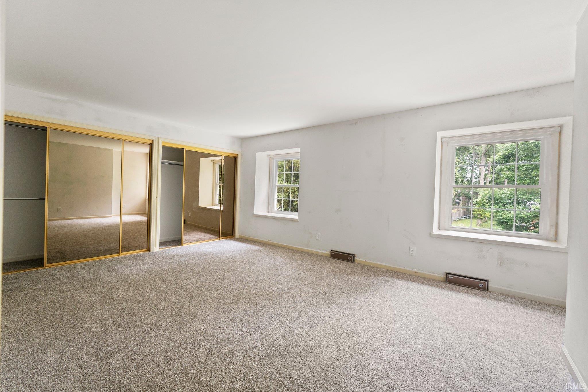 5209 Forest Grove
