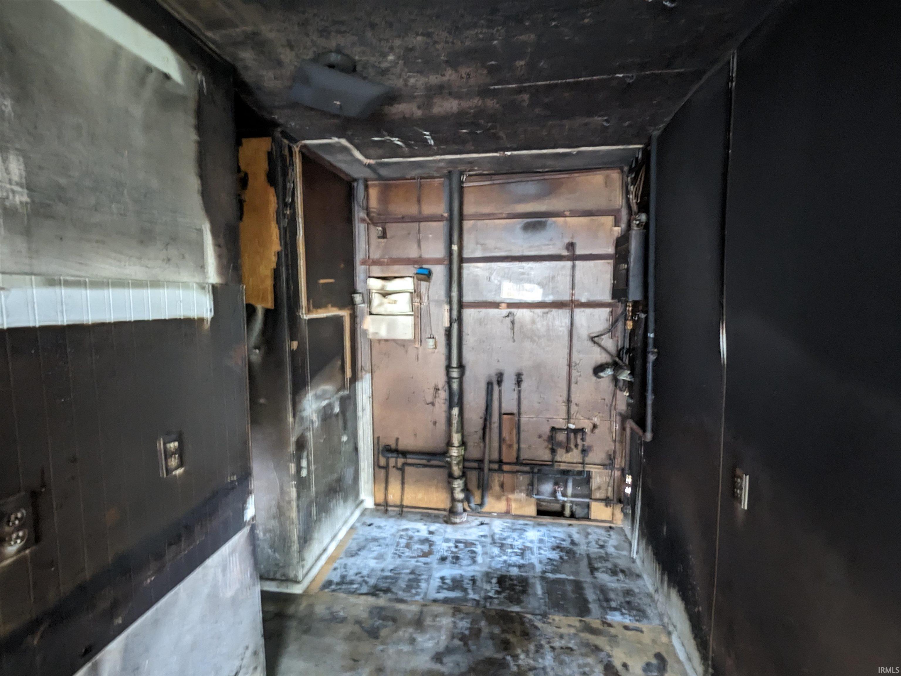 1436 Kenwood