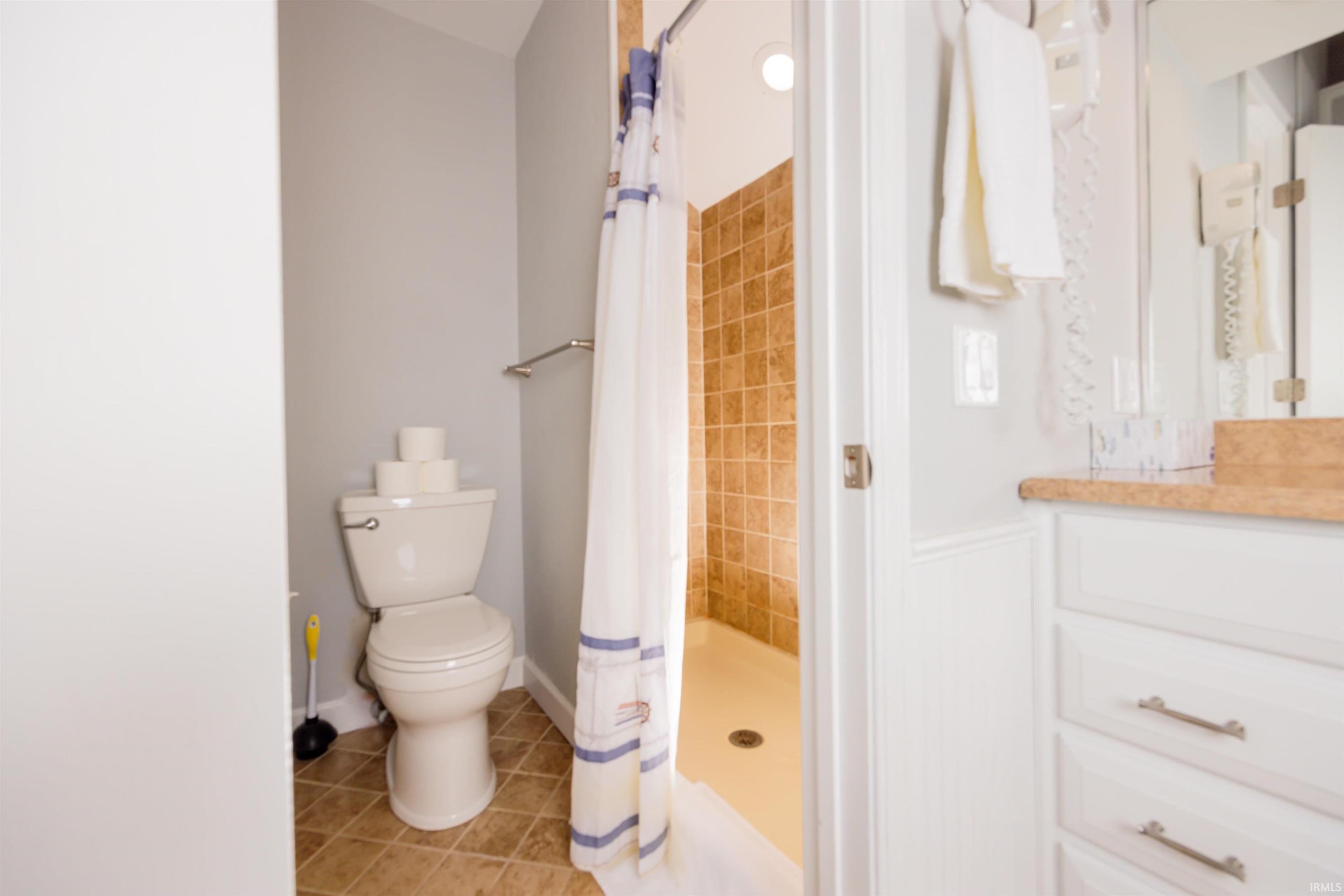 319 Jefferson, Apt 228