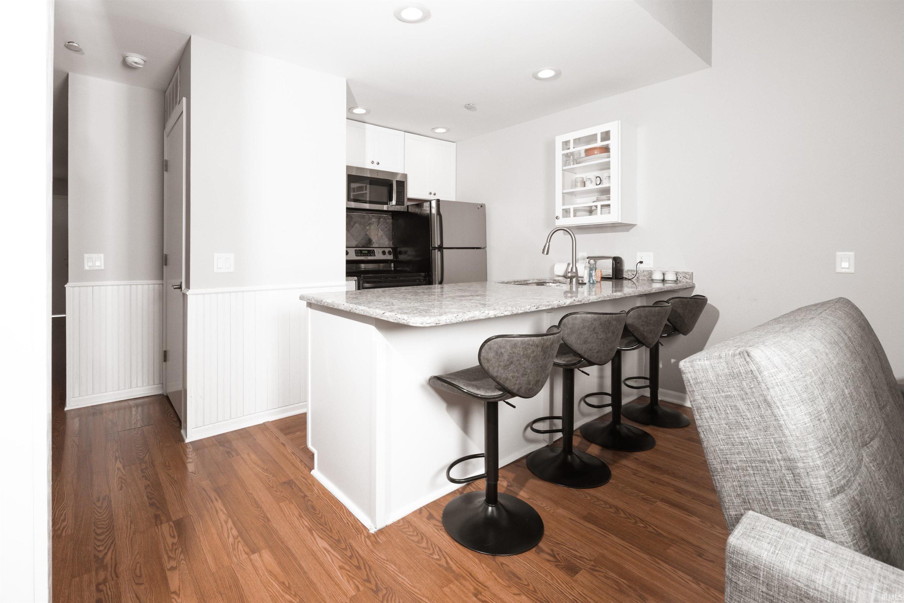319 Jefferson, Apt 228