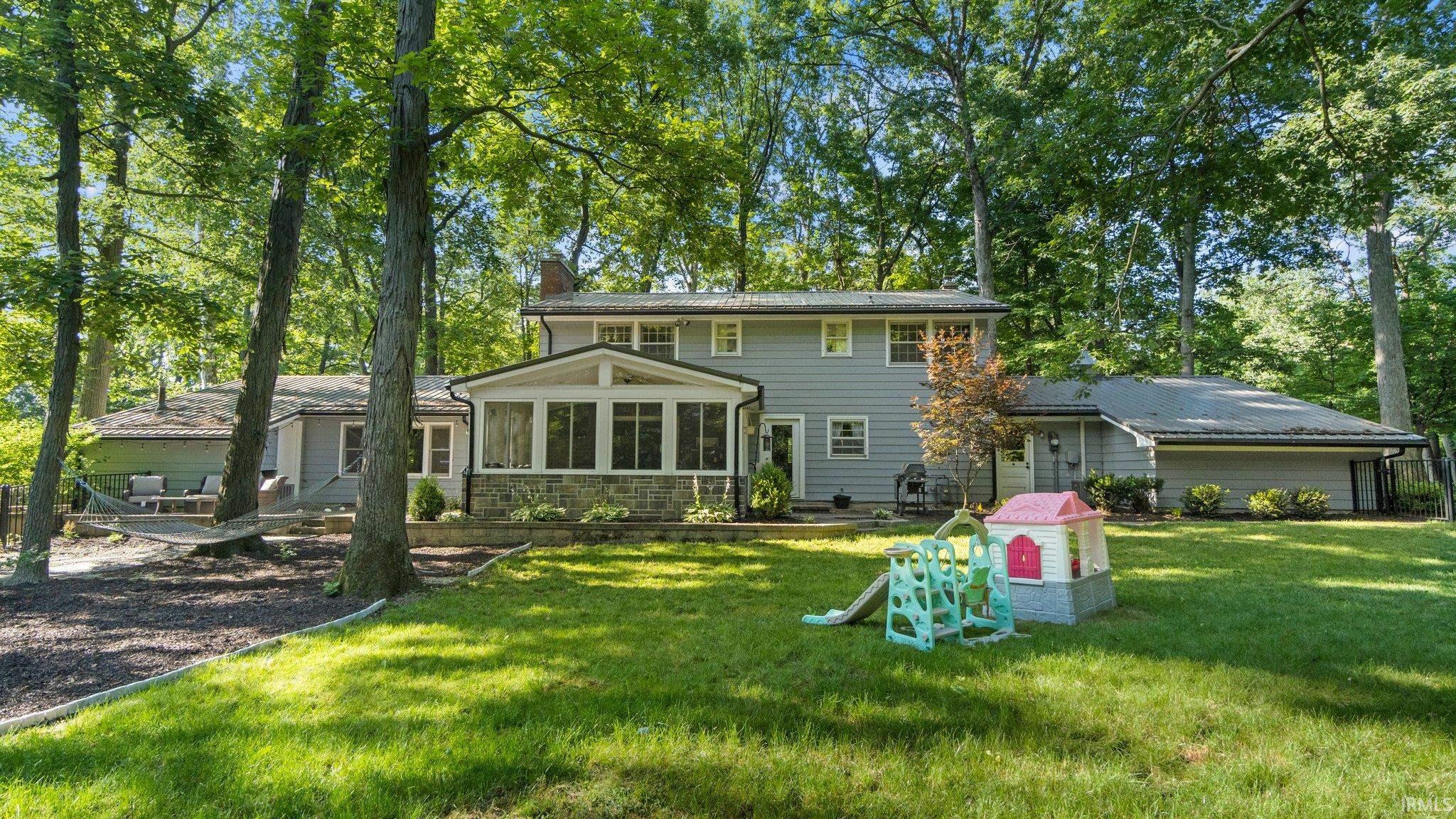 10234 Arbor