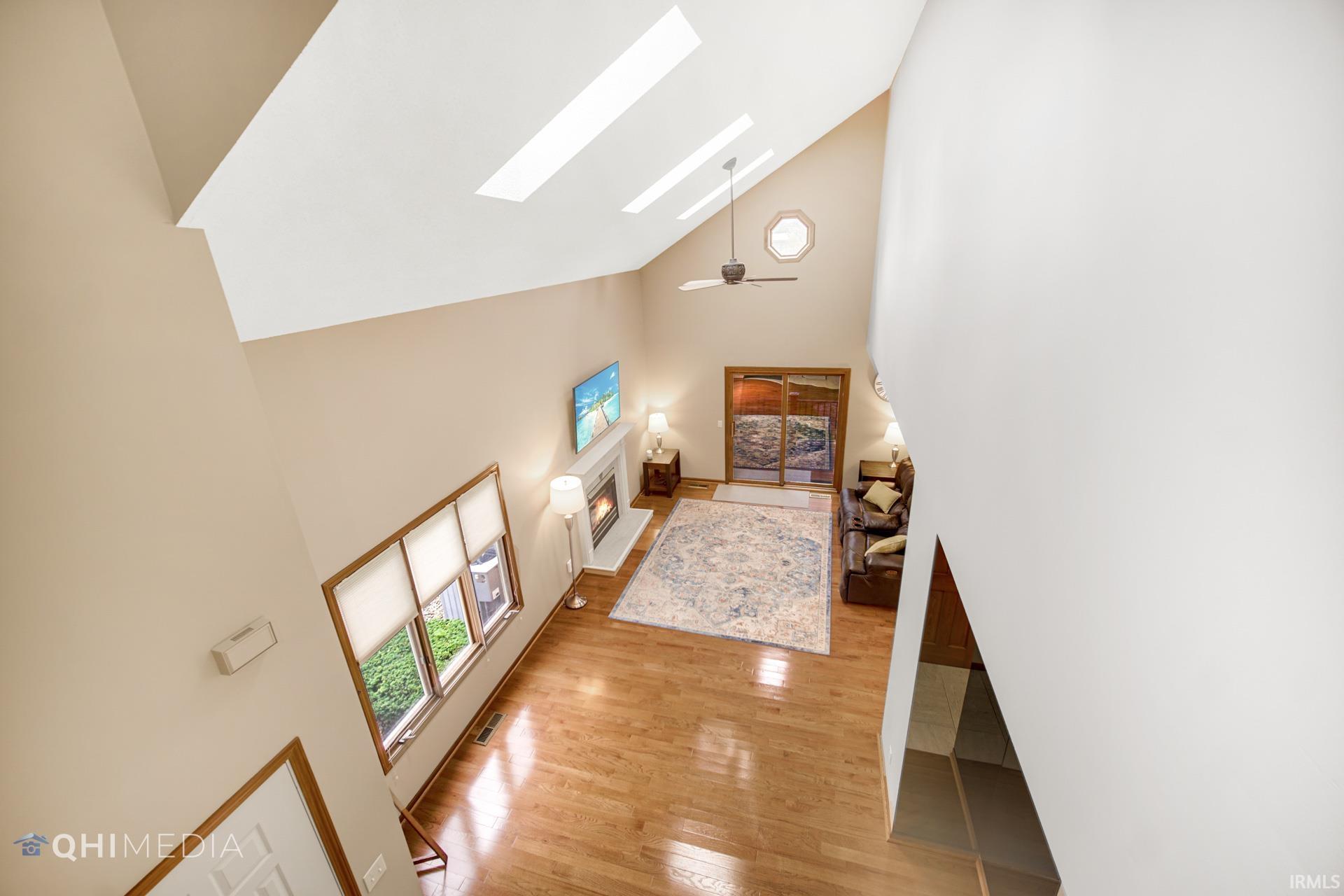 16499 Pretty View Ct