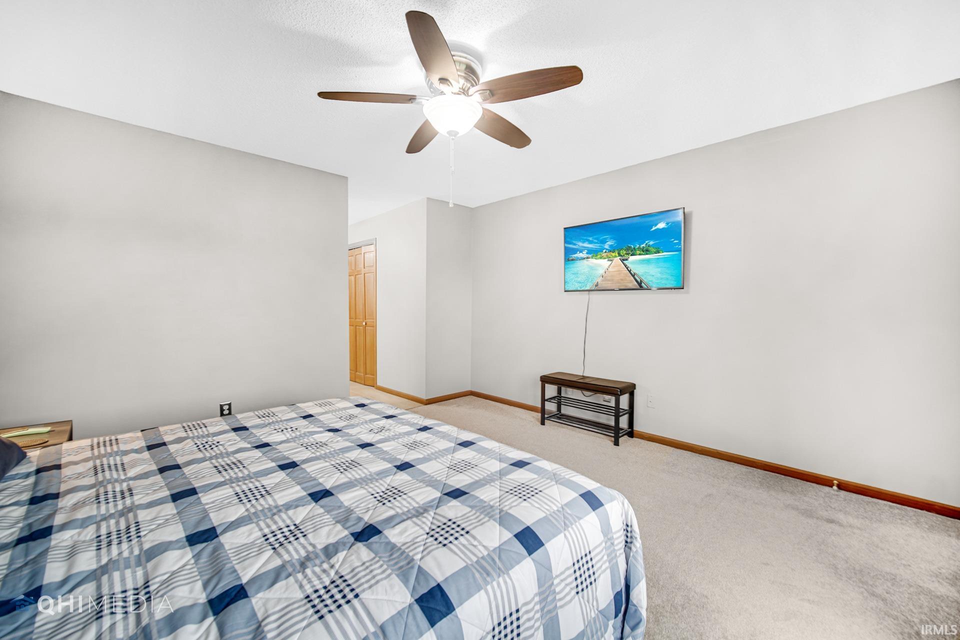 16499 Pretty View Ct