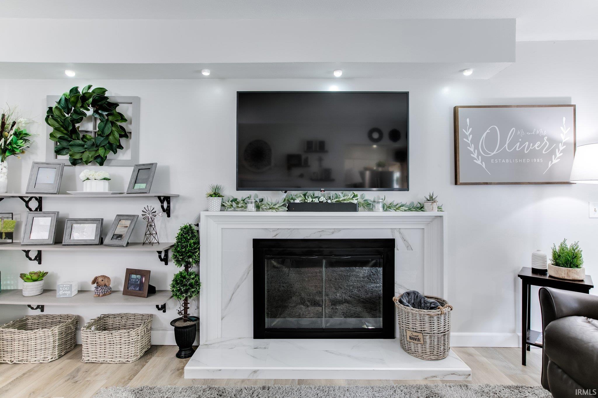 1637 Brookwood