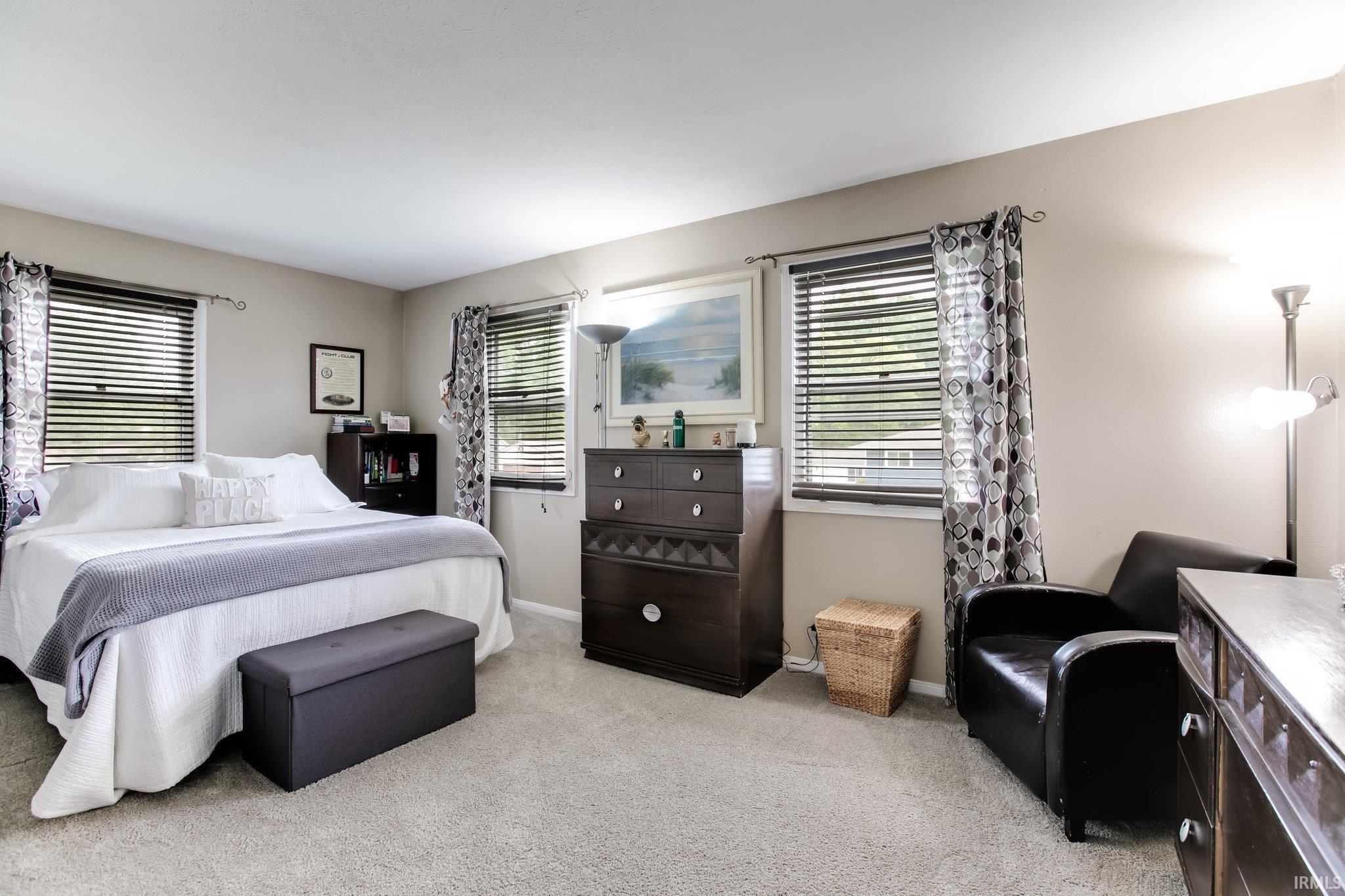 1637 Brookwood
