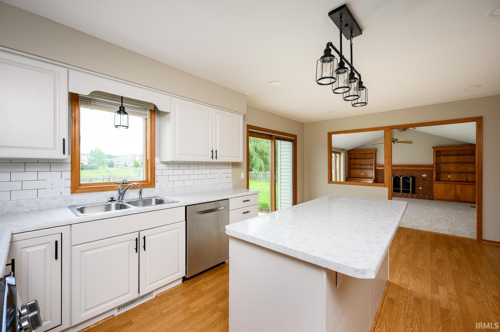 8502 Victoria Woods