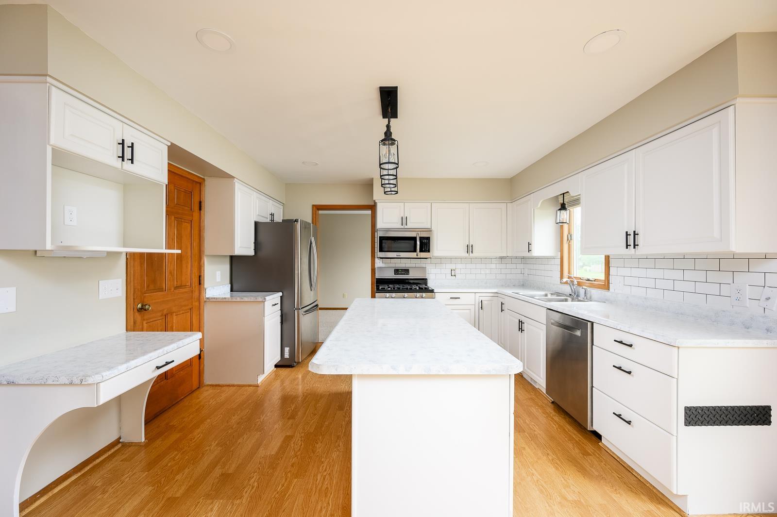 8502 Victoria Woods