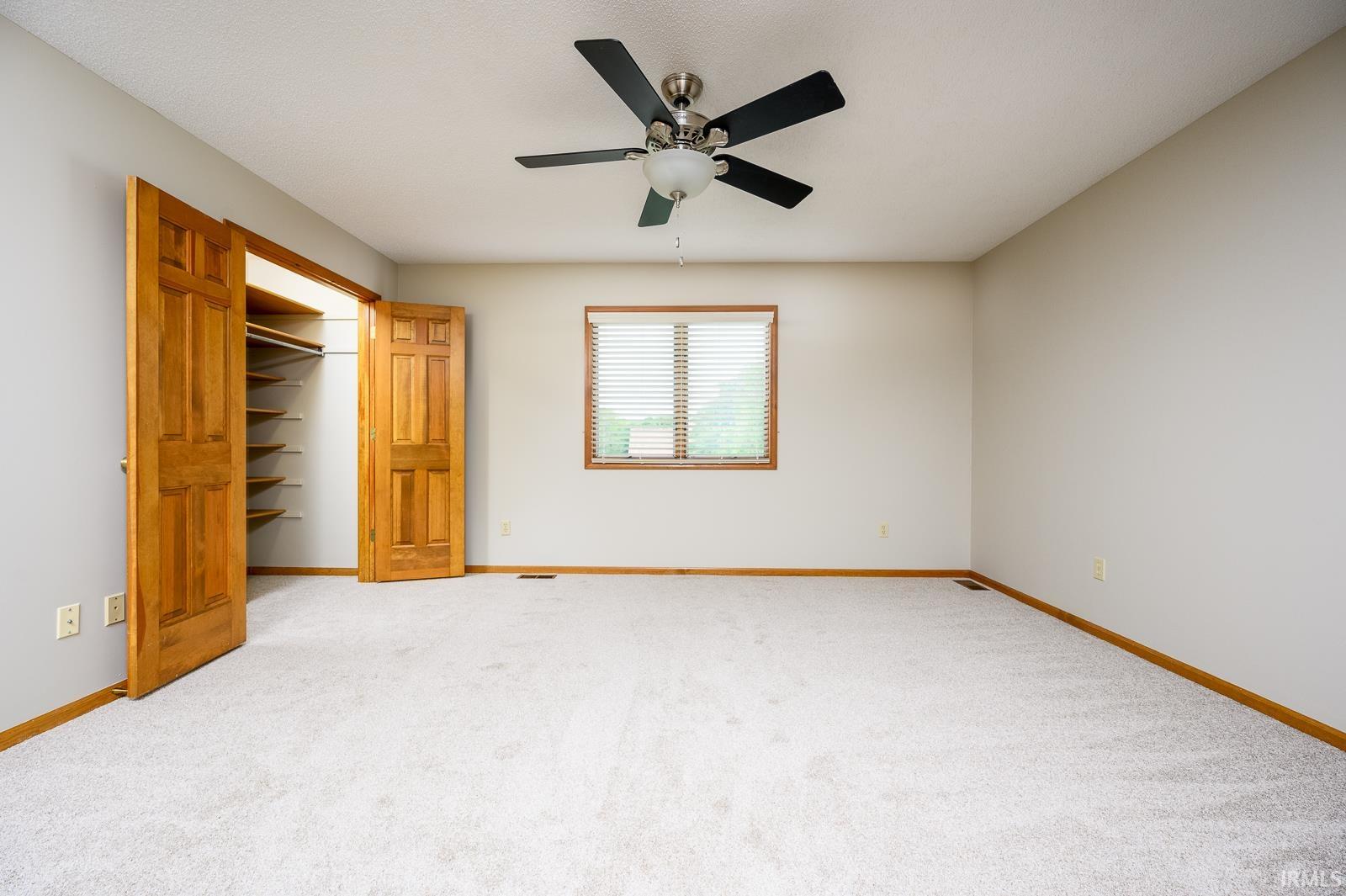8502 Victoria Woods