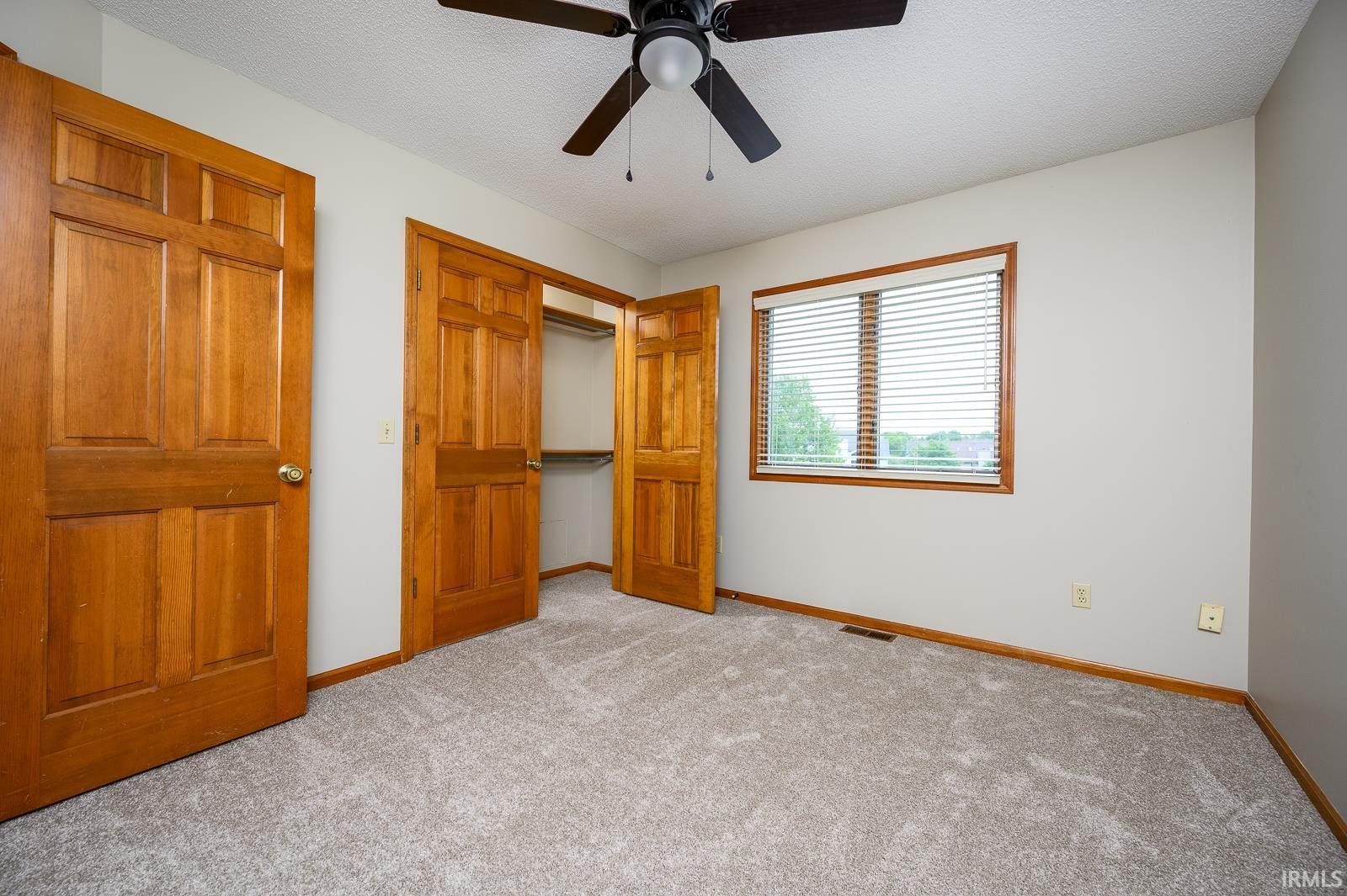 8502 Victoria Woods