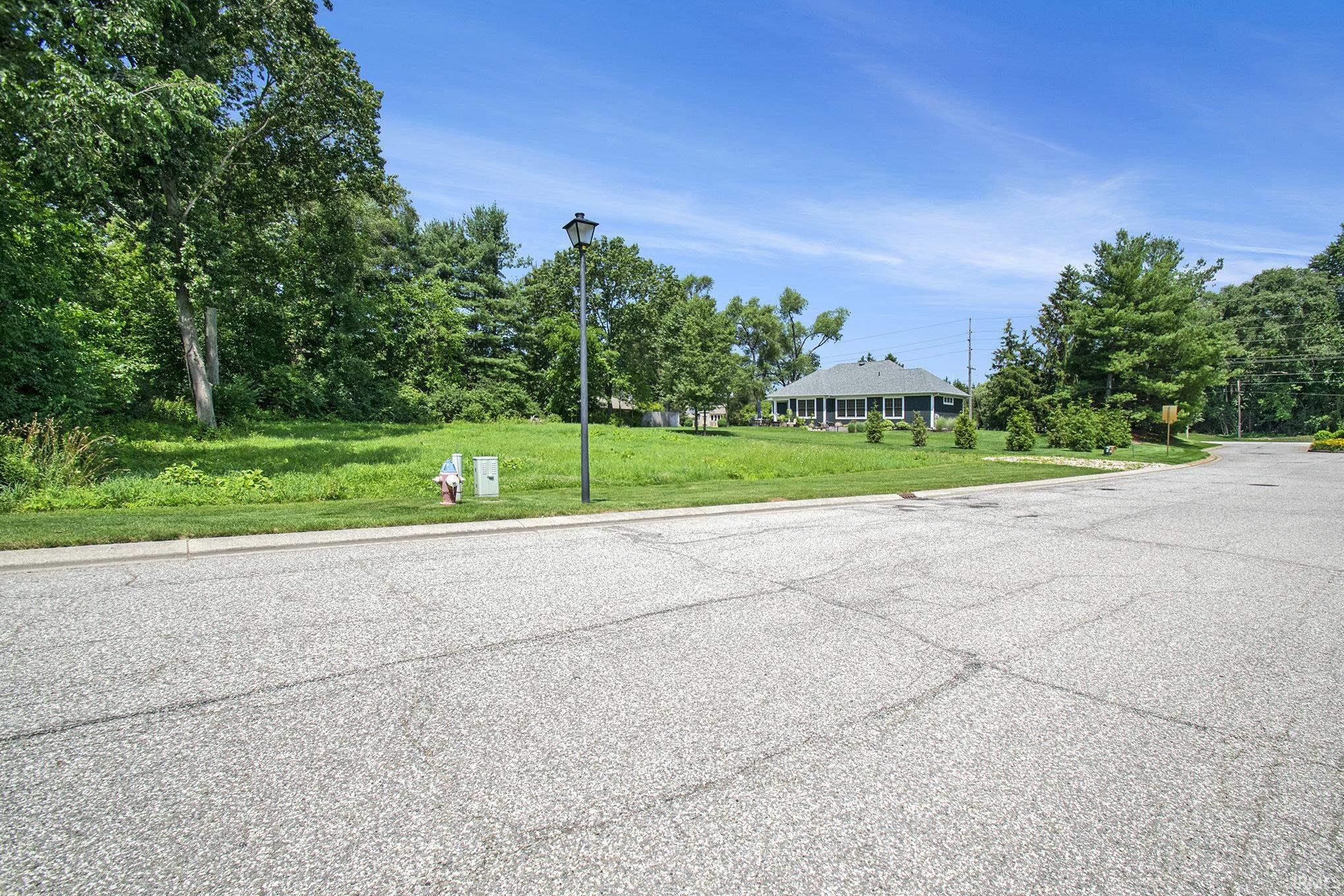 51527 Summer Hill