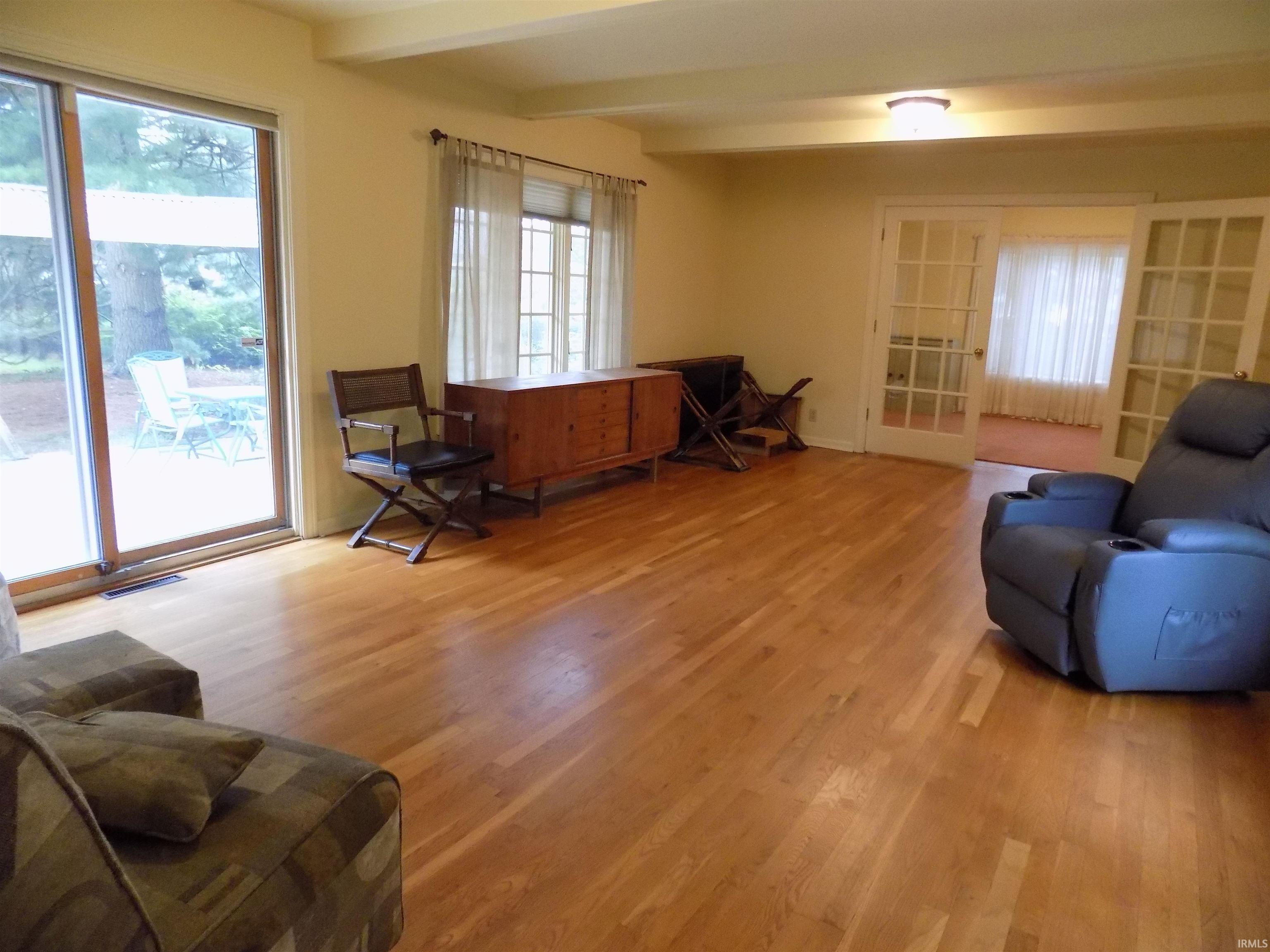 155 Graywood