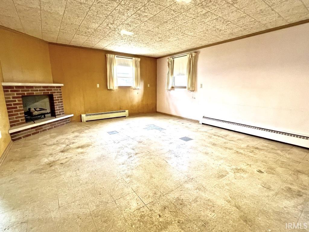 6403 Old Trail