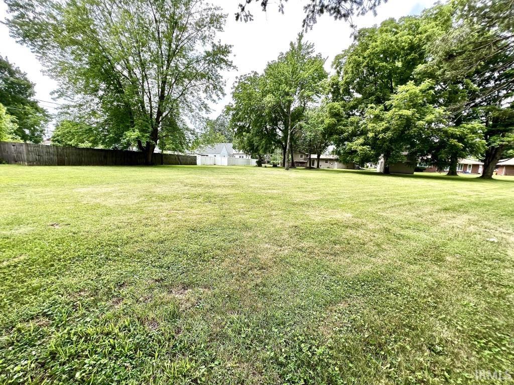 6403 Old Trail