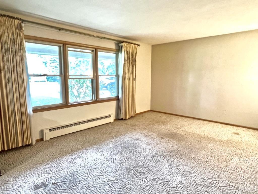 6403 Old Trail