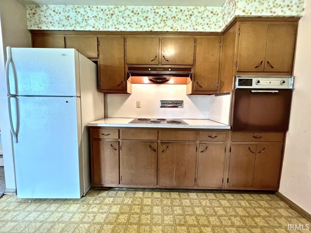 6403 Old Trail