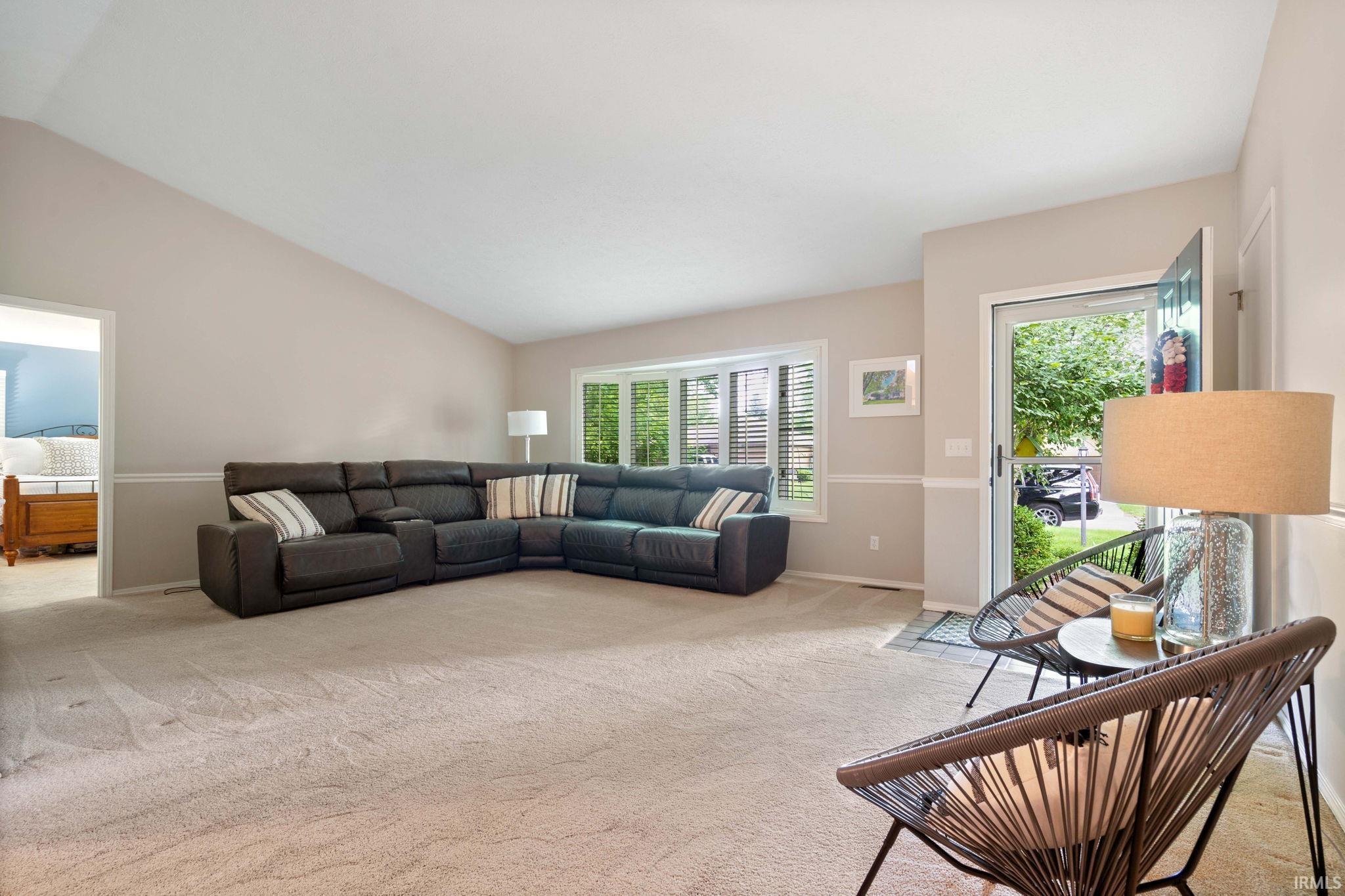 4084 Woodland