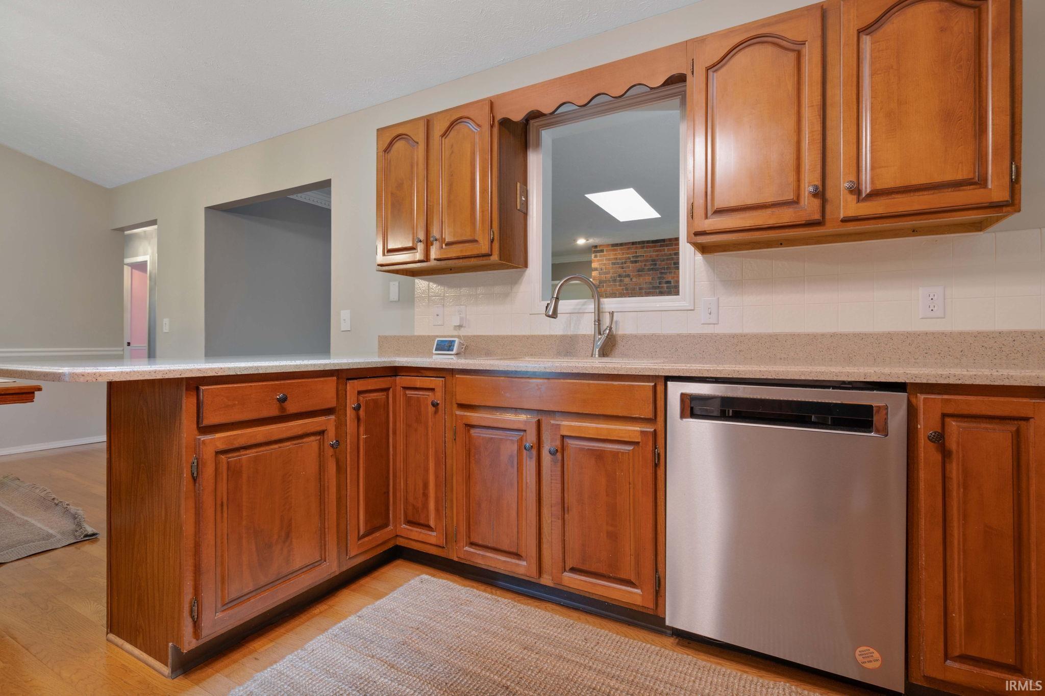 4084 Woodland